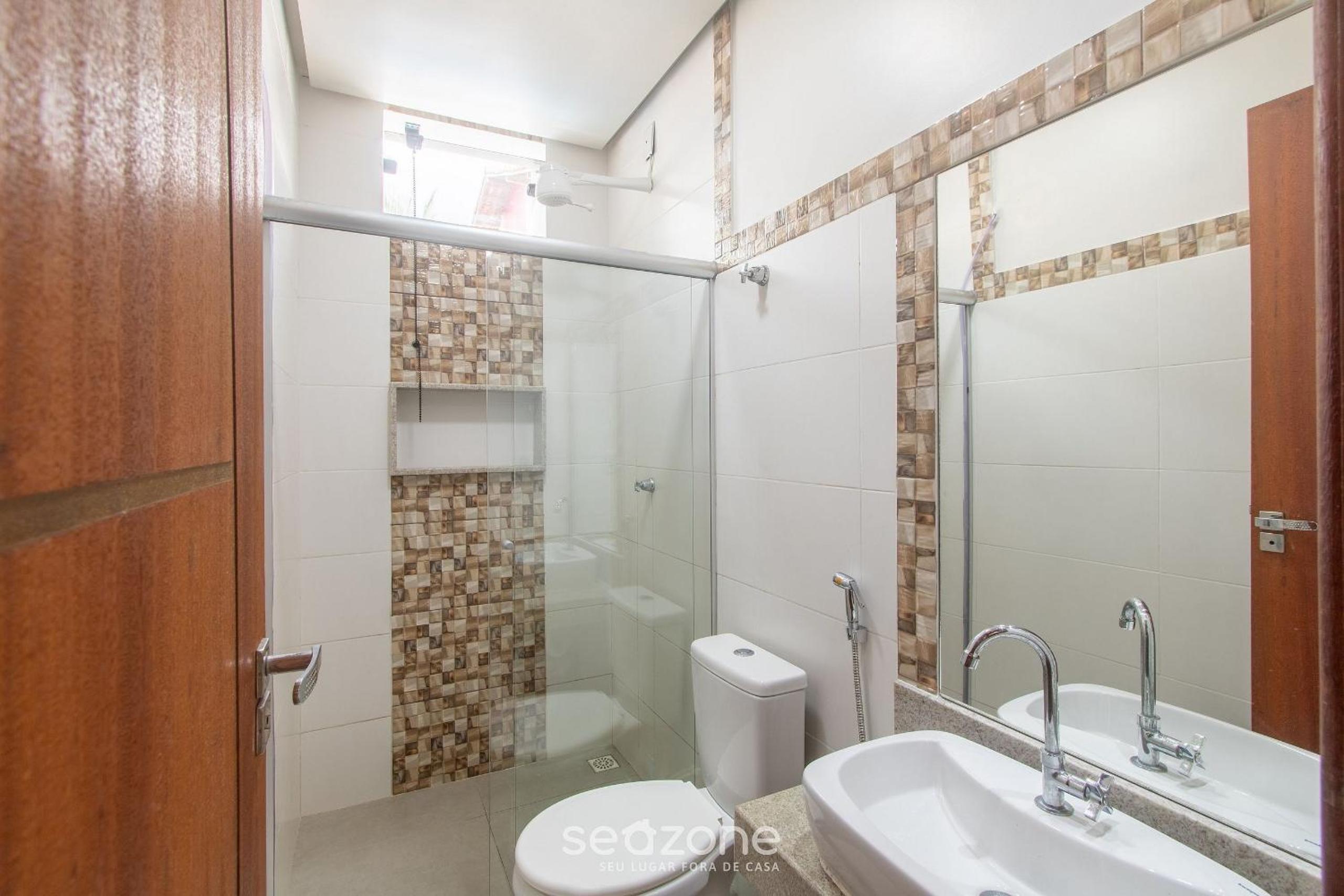 Modern apartment 280m from the beach AST0103