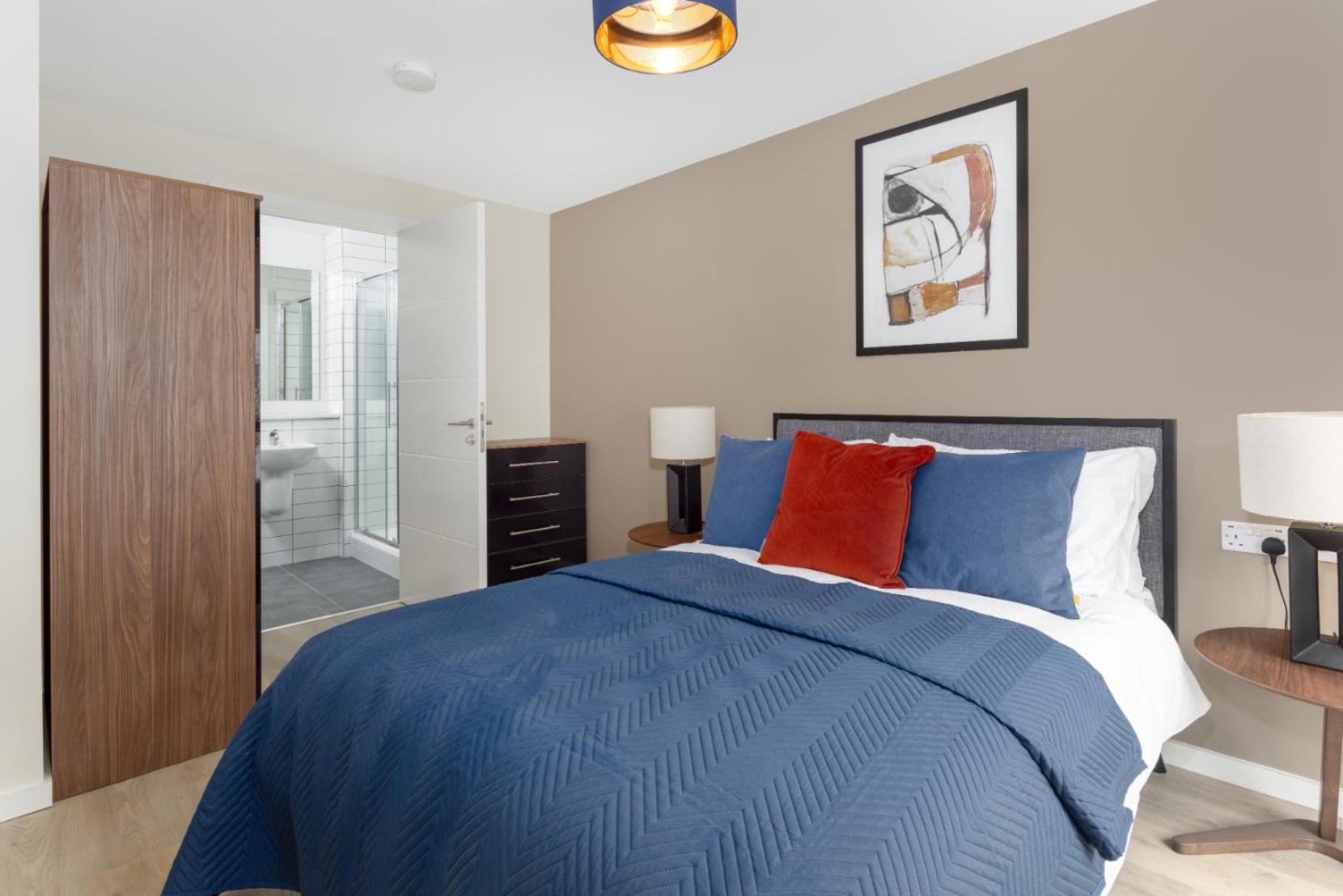 Richmond Row - Air Host & Stay - 2 bedroom sleeps 6