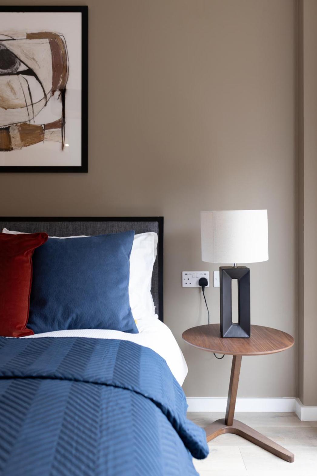 Richmond Row - Air Host & Stay - 2 bedroom sleeps 6