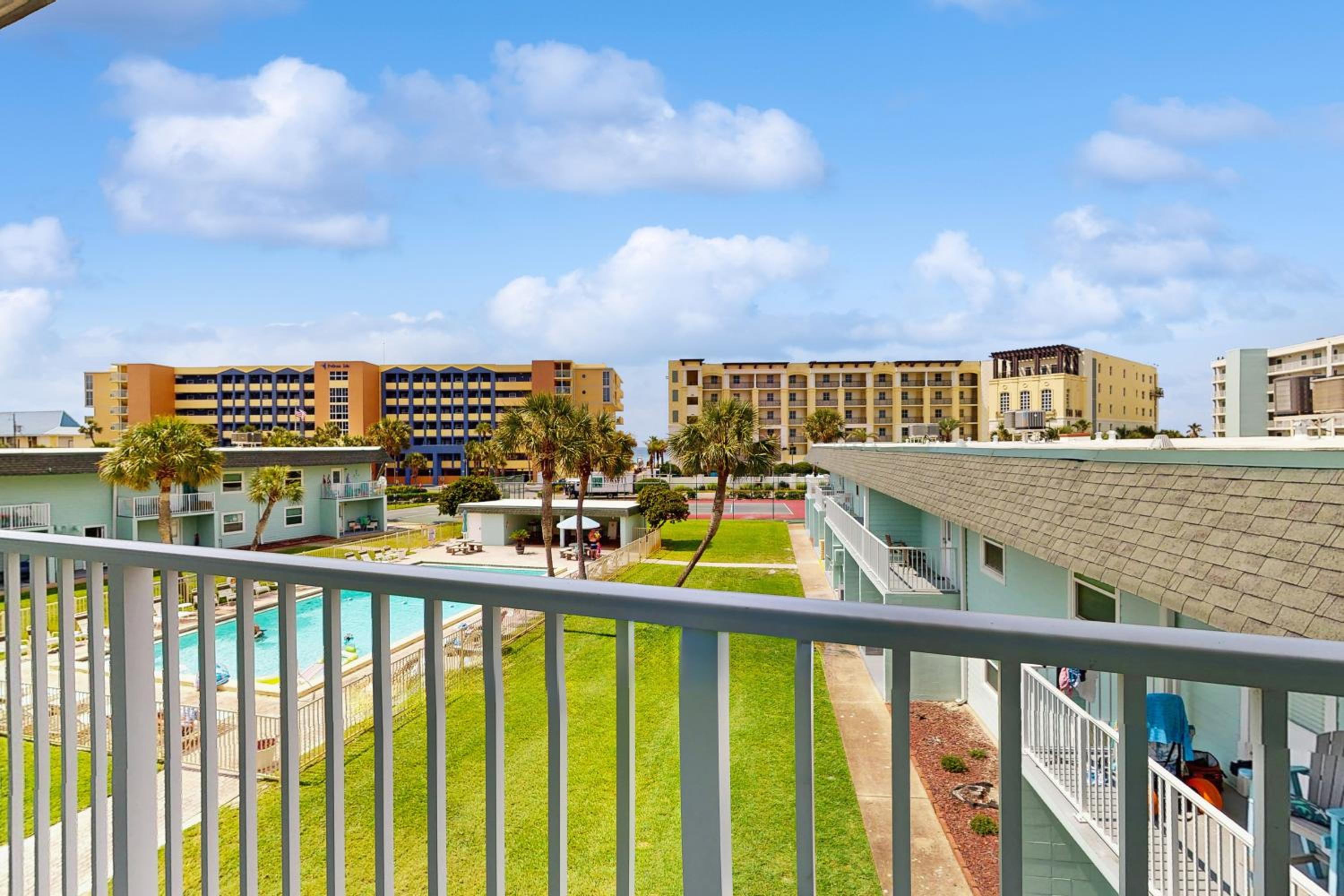 2 BR Condo with Shared Pool and Beach Access