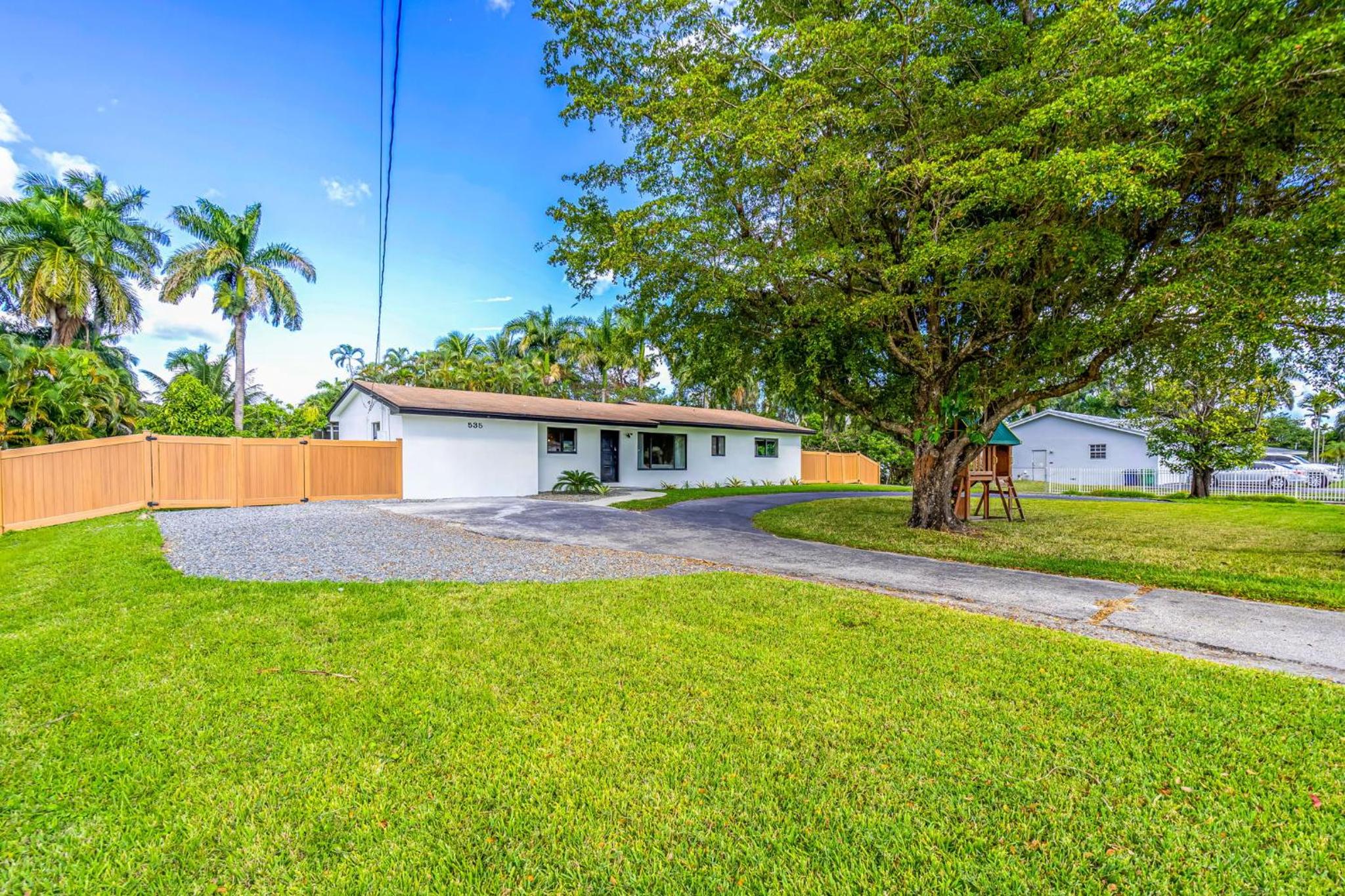 4BR Biscayne River Home with Pool & Pickleball Fun
