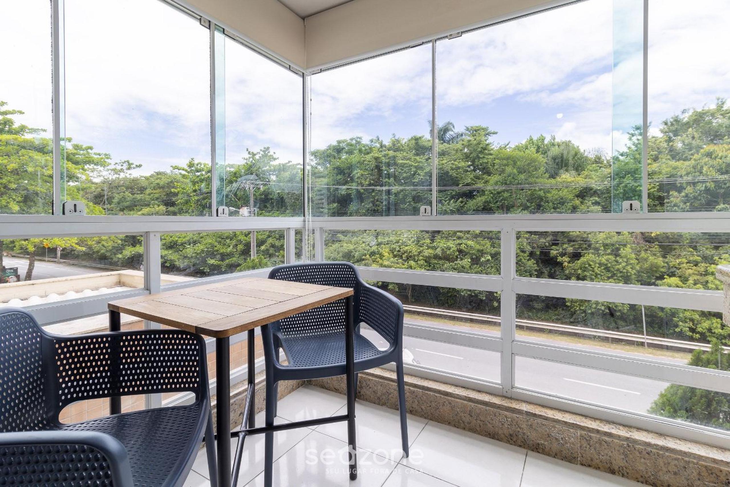 Apt with balcony, few minutes from the sea CCB103