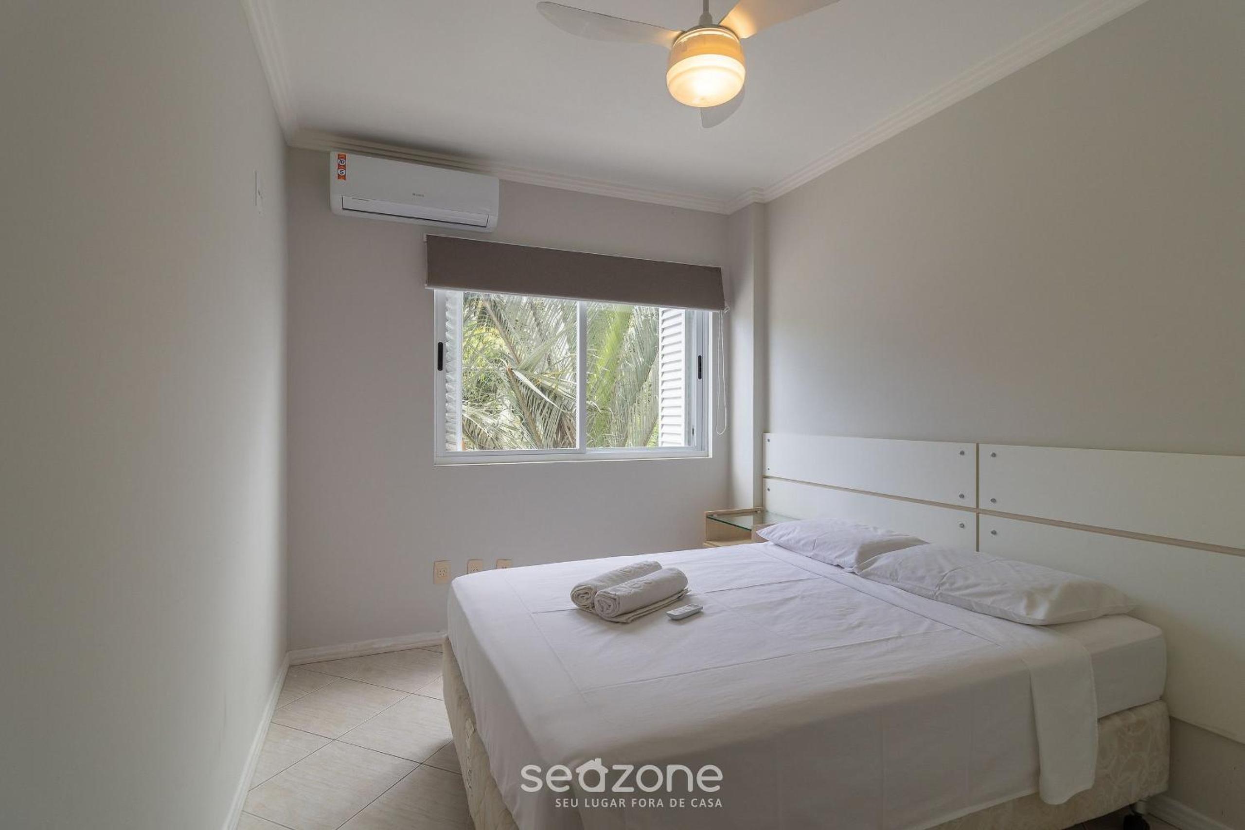 Apt with balcony, few minutes from the sea CCB103
