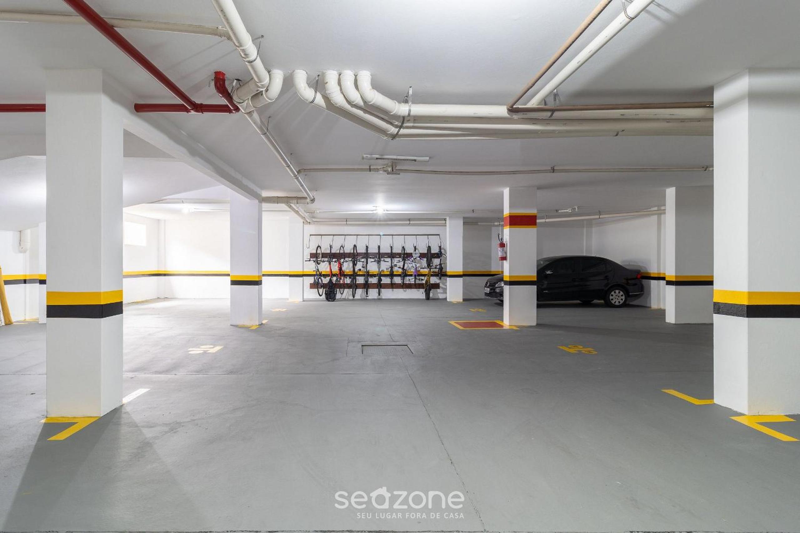 Apt with balcony, few minutes from the sea CCB103