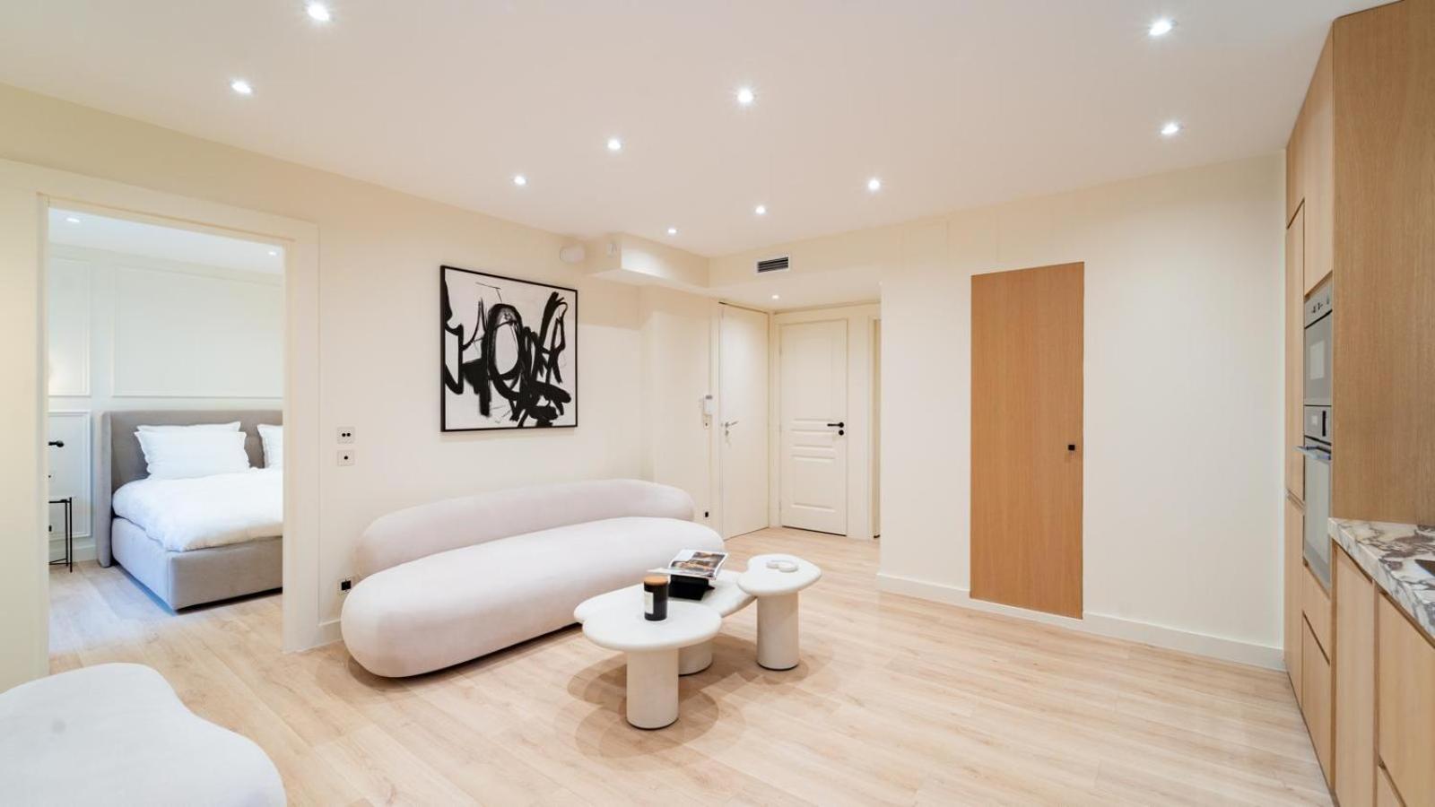 3BDR Cocoon in Cannes Martinez avec Jardin Privé & Design Contemporain à 3 min de la Croisette