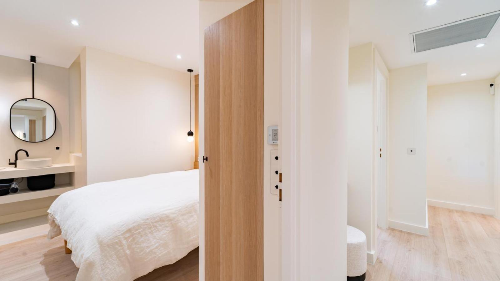 3BDR Cocoon in Cannes Martinez avec Jardin Privé & Design Contemporain à 5 min de la Croisette photo 5