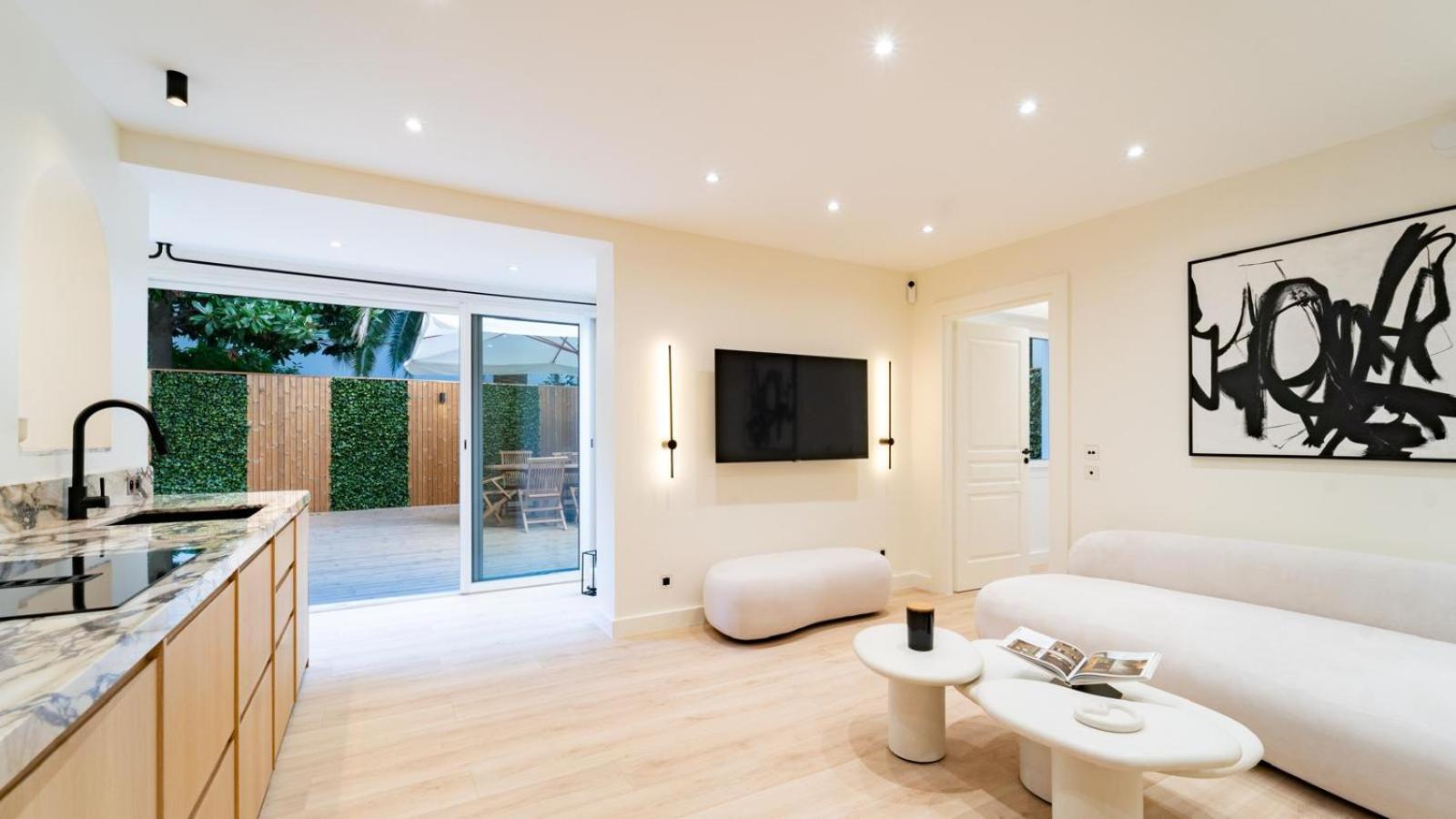 3BDR Cocoon in Cannes Martinez avec Jardin Privé & Design Contemporain à 3 min de la Croisette