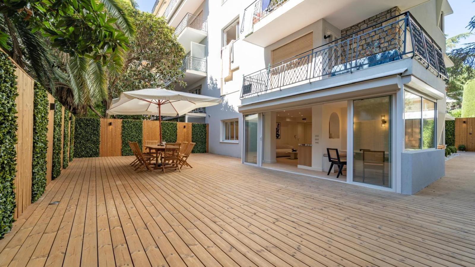 3BDR Cocoon in Cannes Martinez avec Jardin Privé & Design Contemporain à 3 min de la Croisette