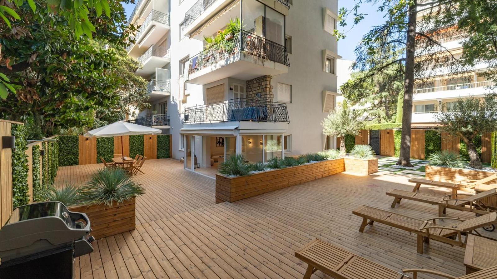 3BDR Cocoon in Cannes Martinez avec Jardin Privé & Design Contemporain à 3 min de la Croisette