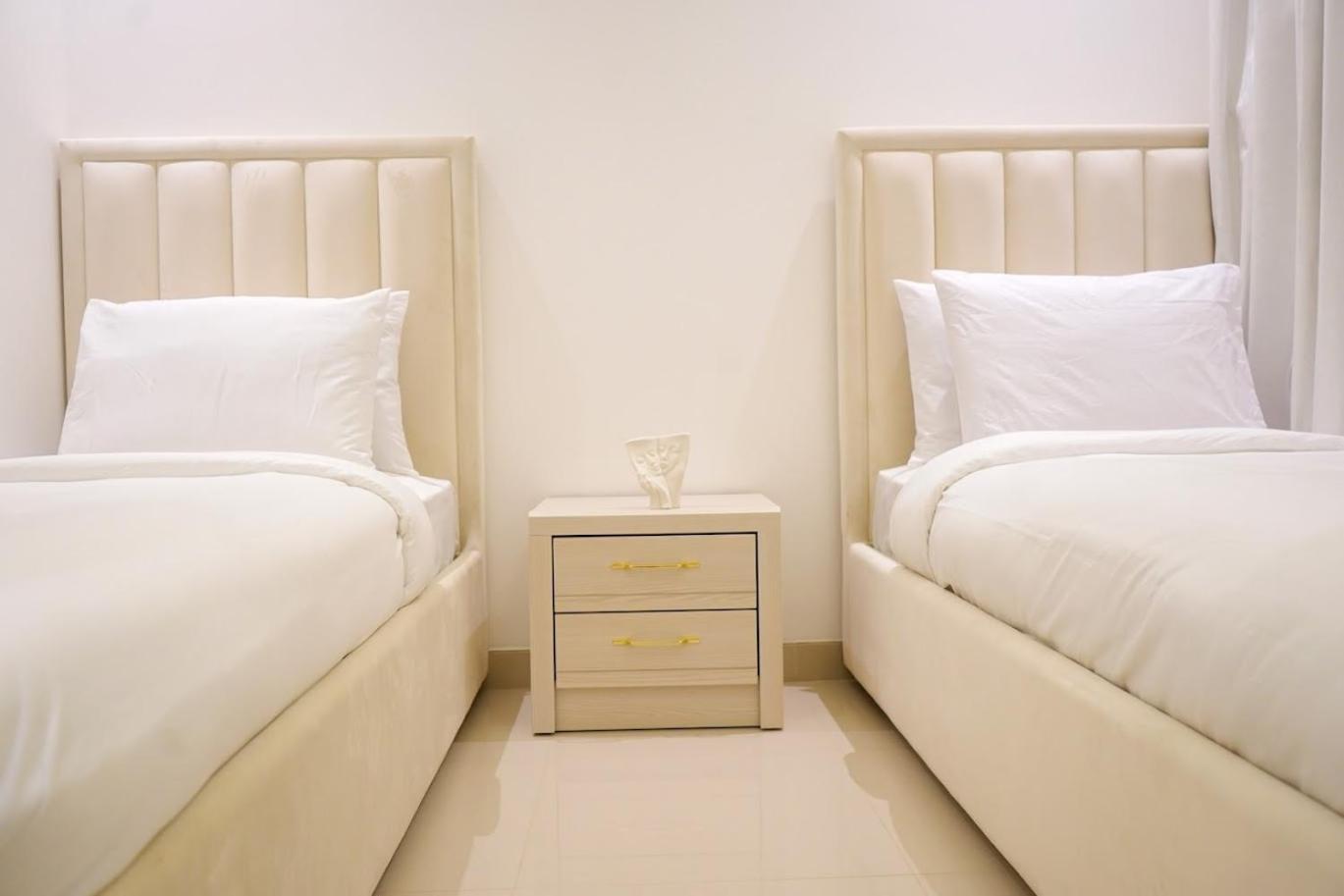 Al Dana H2O Luxury Villa