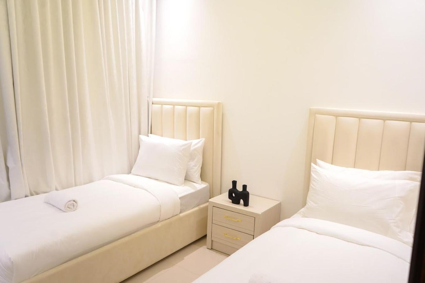 Al Dana H2O Luxury Villa