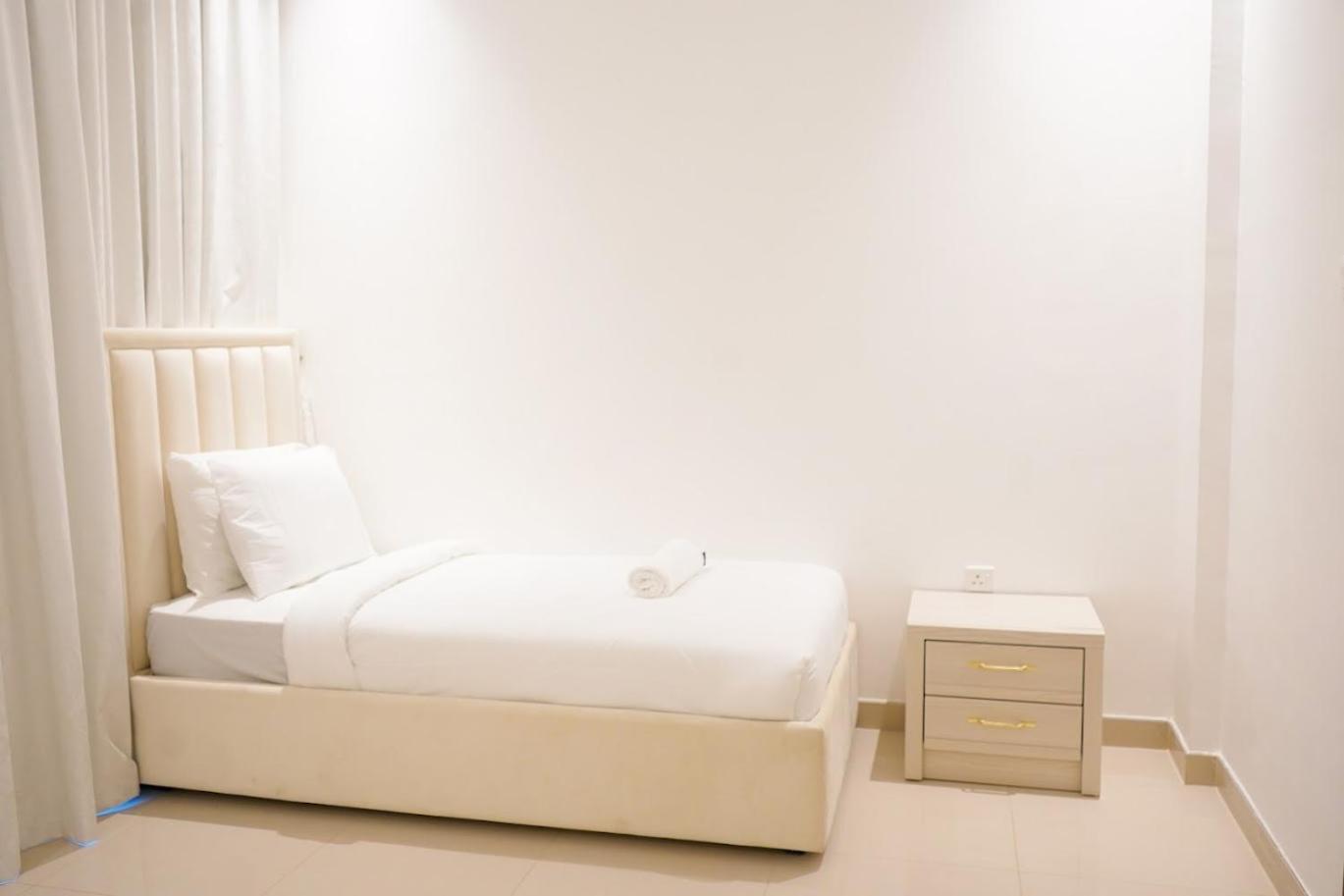 Al Dana H2O Luxury Villa
