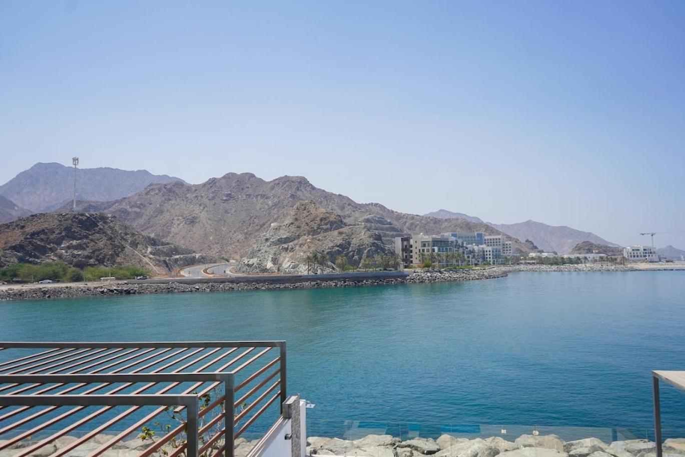 Al Dana H2O Luxury Villa