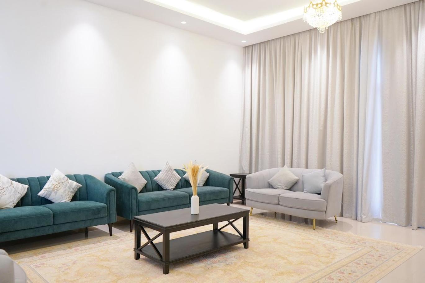 Al Dana H2O Luxury Villa