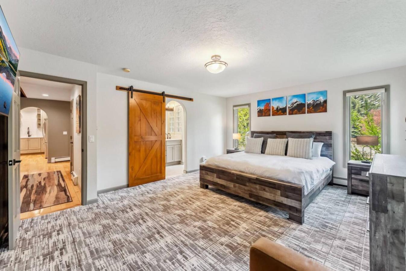 EagleVail Alpine Escape Riverside Luxe W Spa