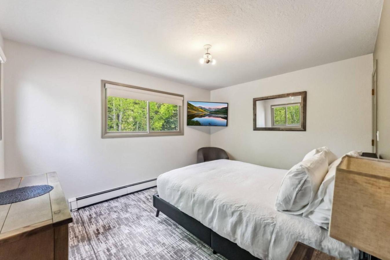 EagleVail Alpine Escape Riverside Luxe W Spa