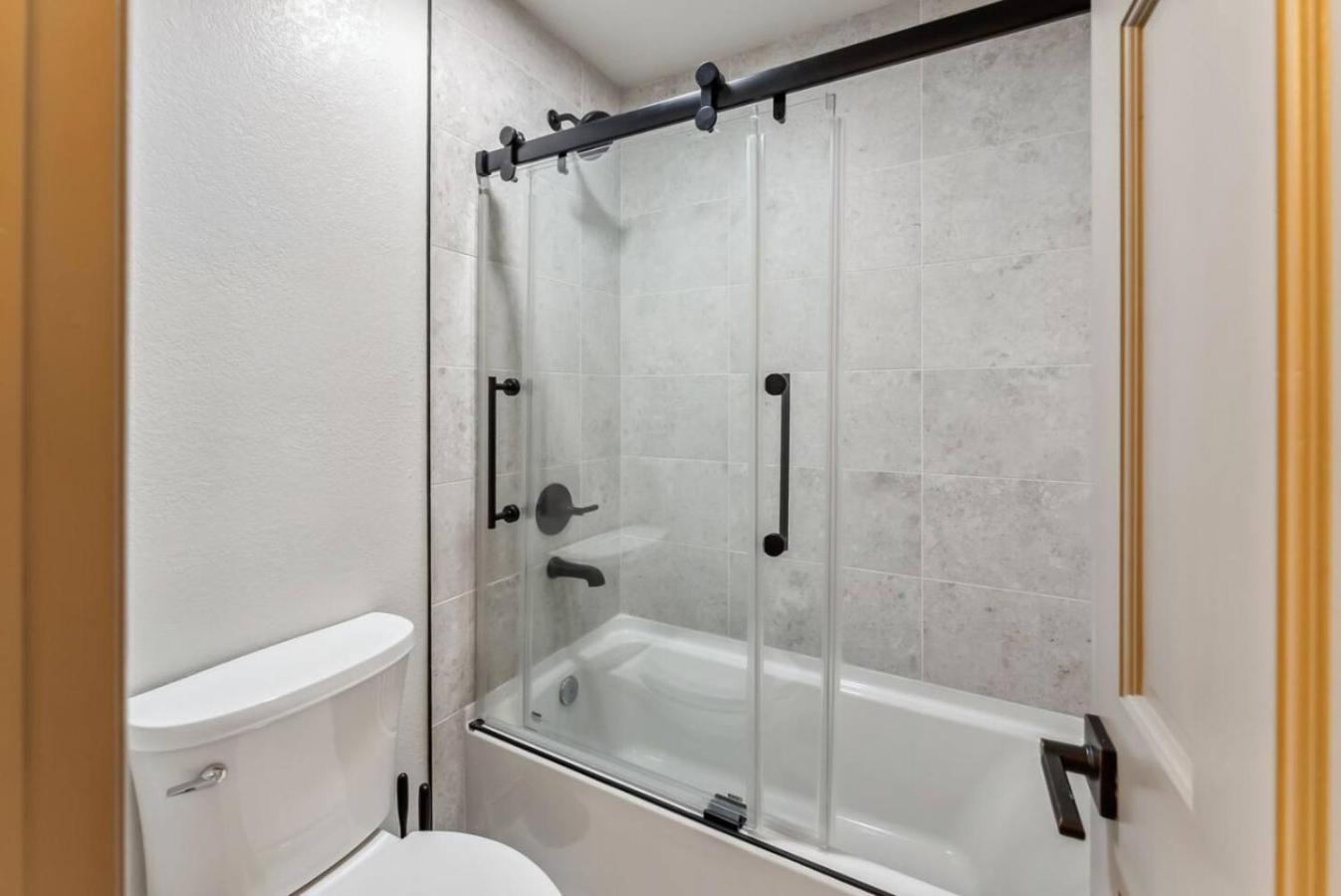 EagleVail Alpine Escape Riverside Luxe W Spa