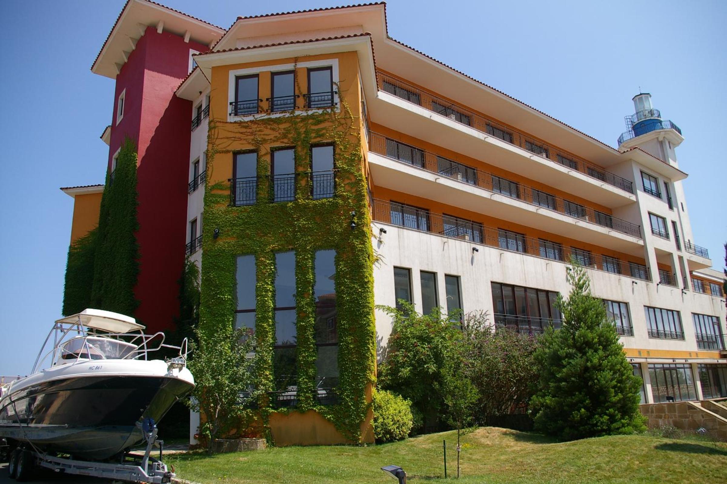 Visit Sunny Beach Marina Apartments
