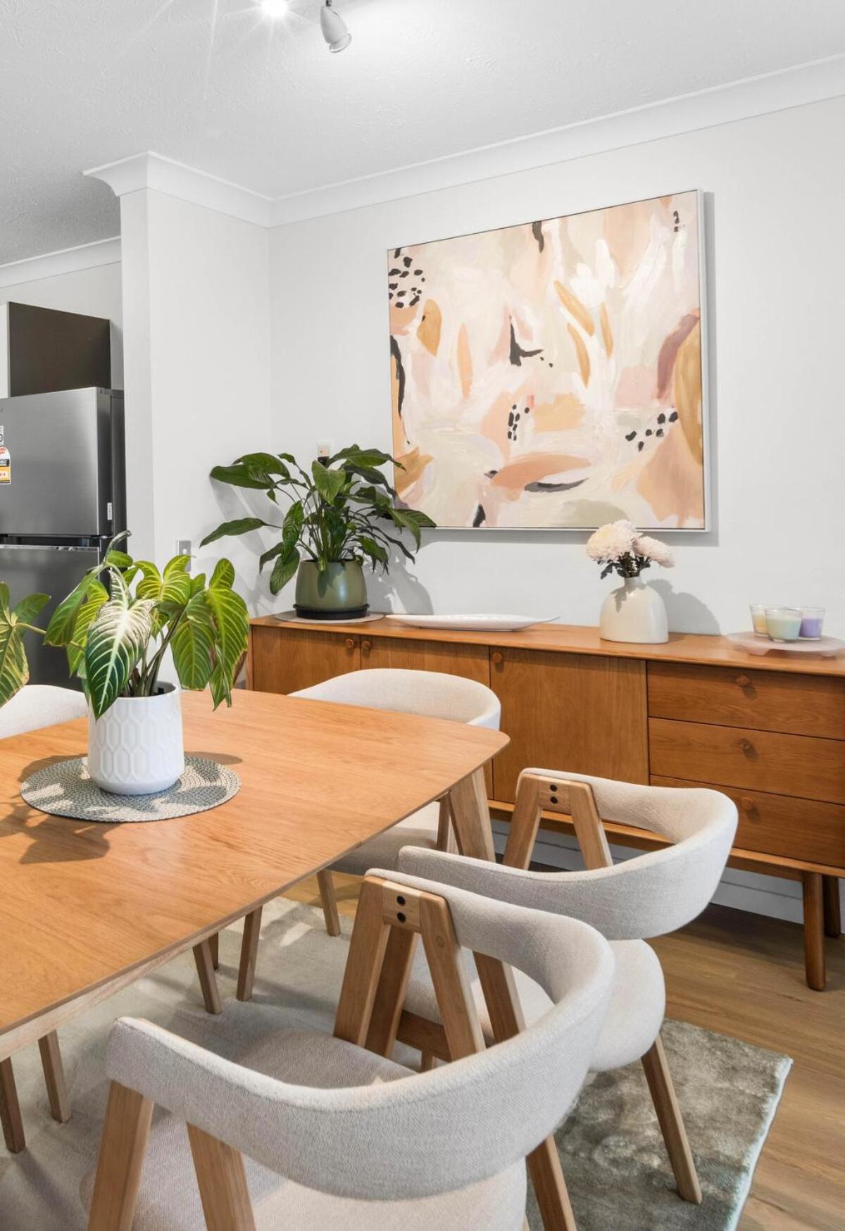 Stylish Modern Oceanside Oasis Free Wi-Fi