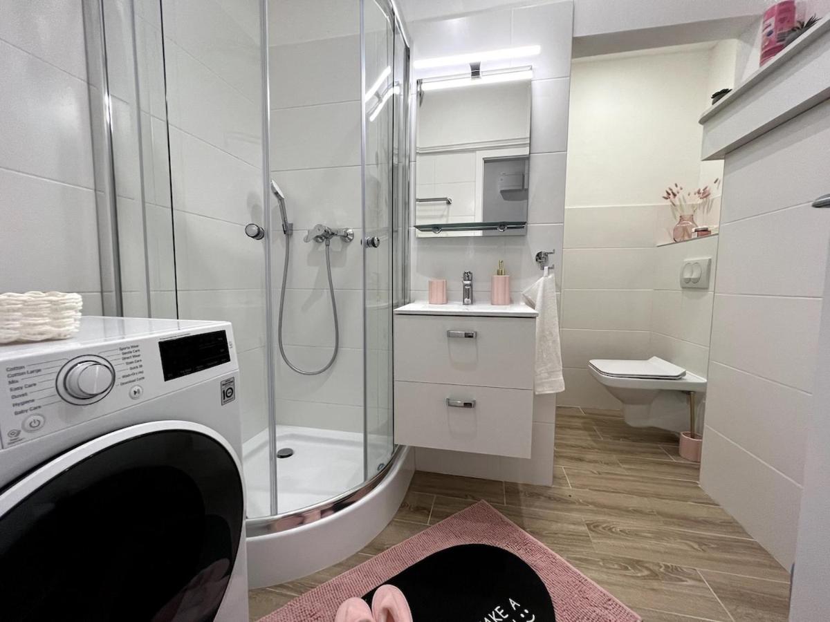 2BD- next to Presidential palace