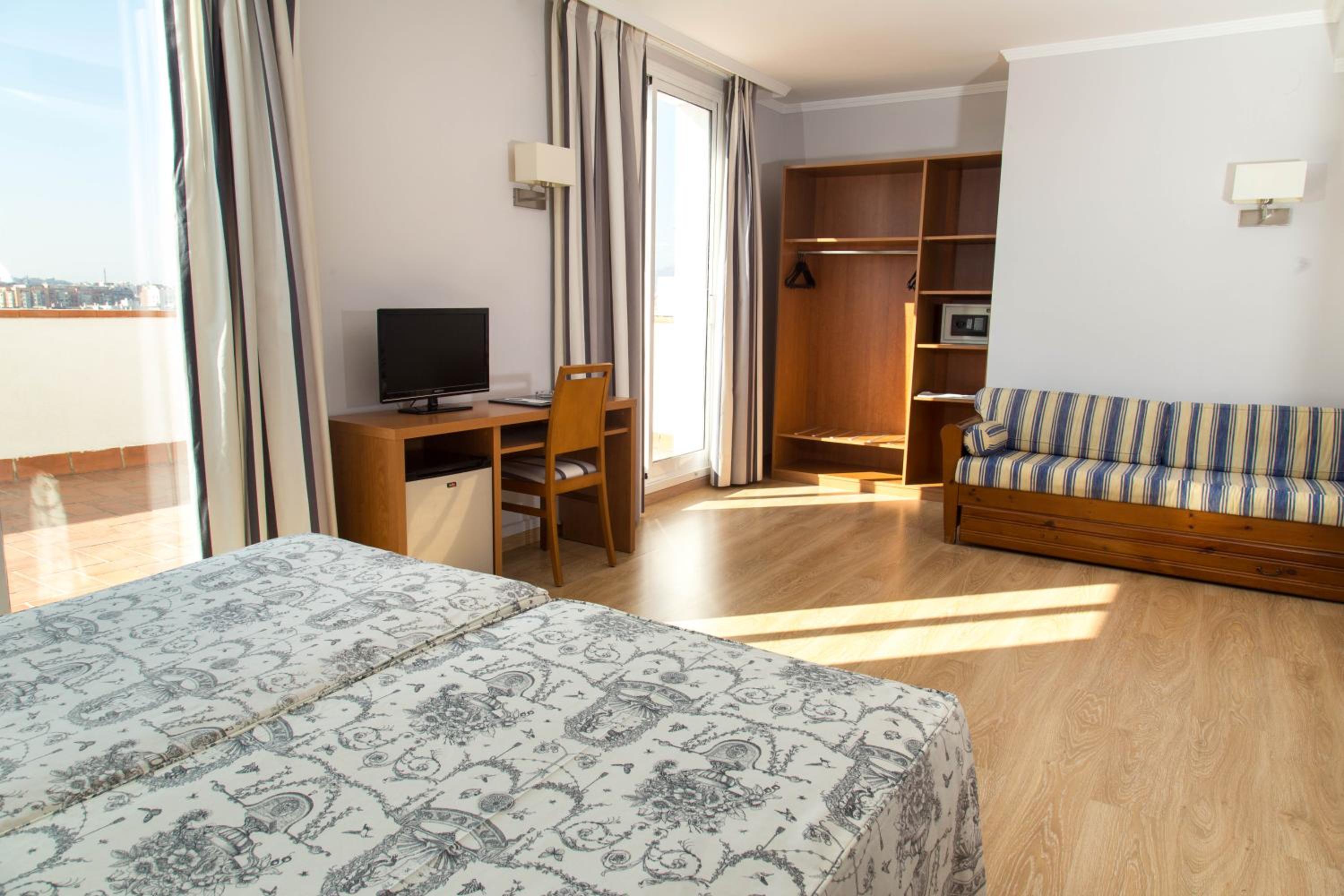 Ramblas Hotel photo 3