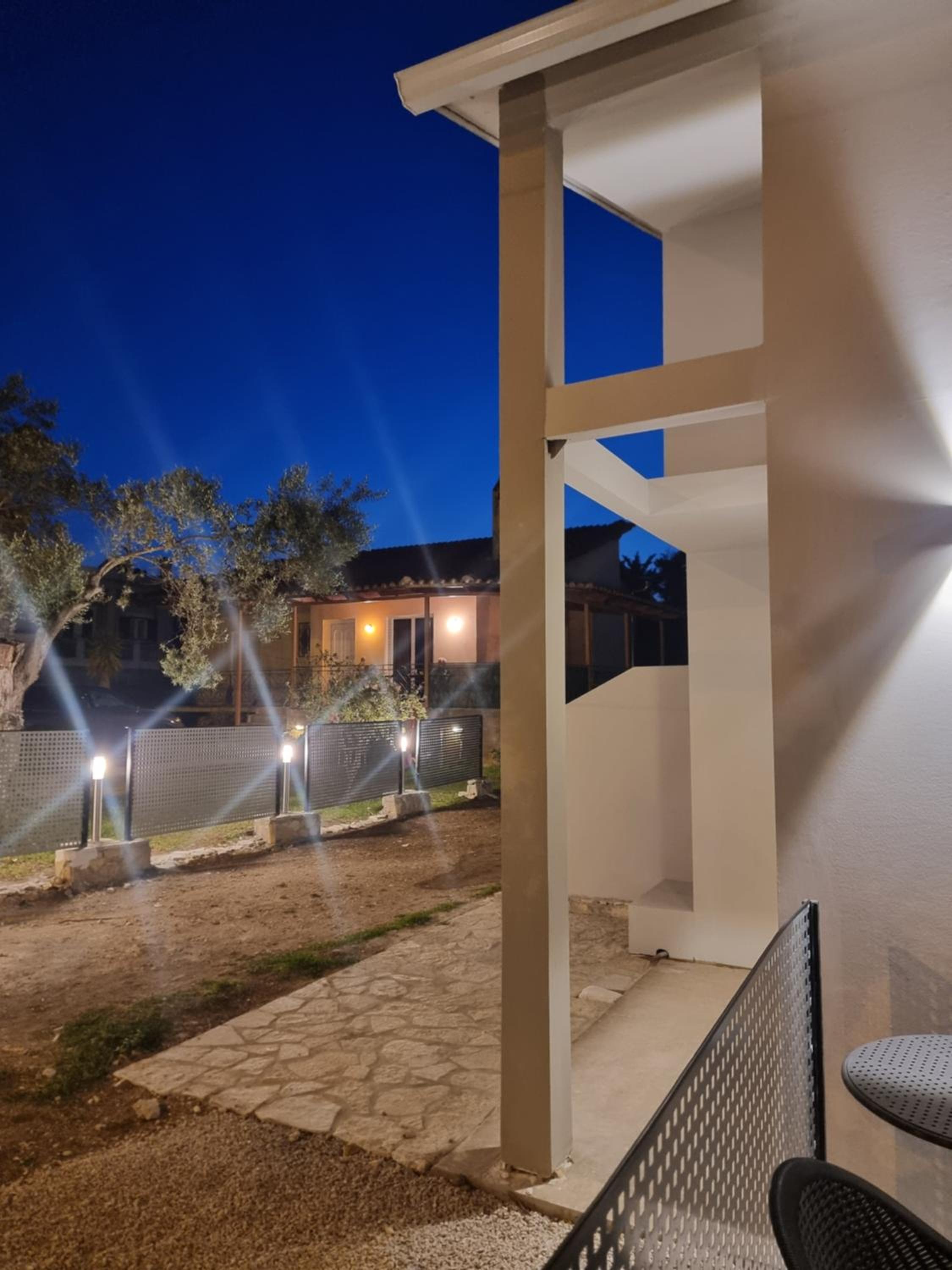 SmallHouseLefkada ΘΕΜΑ