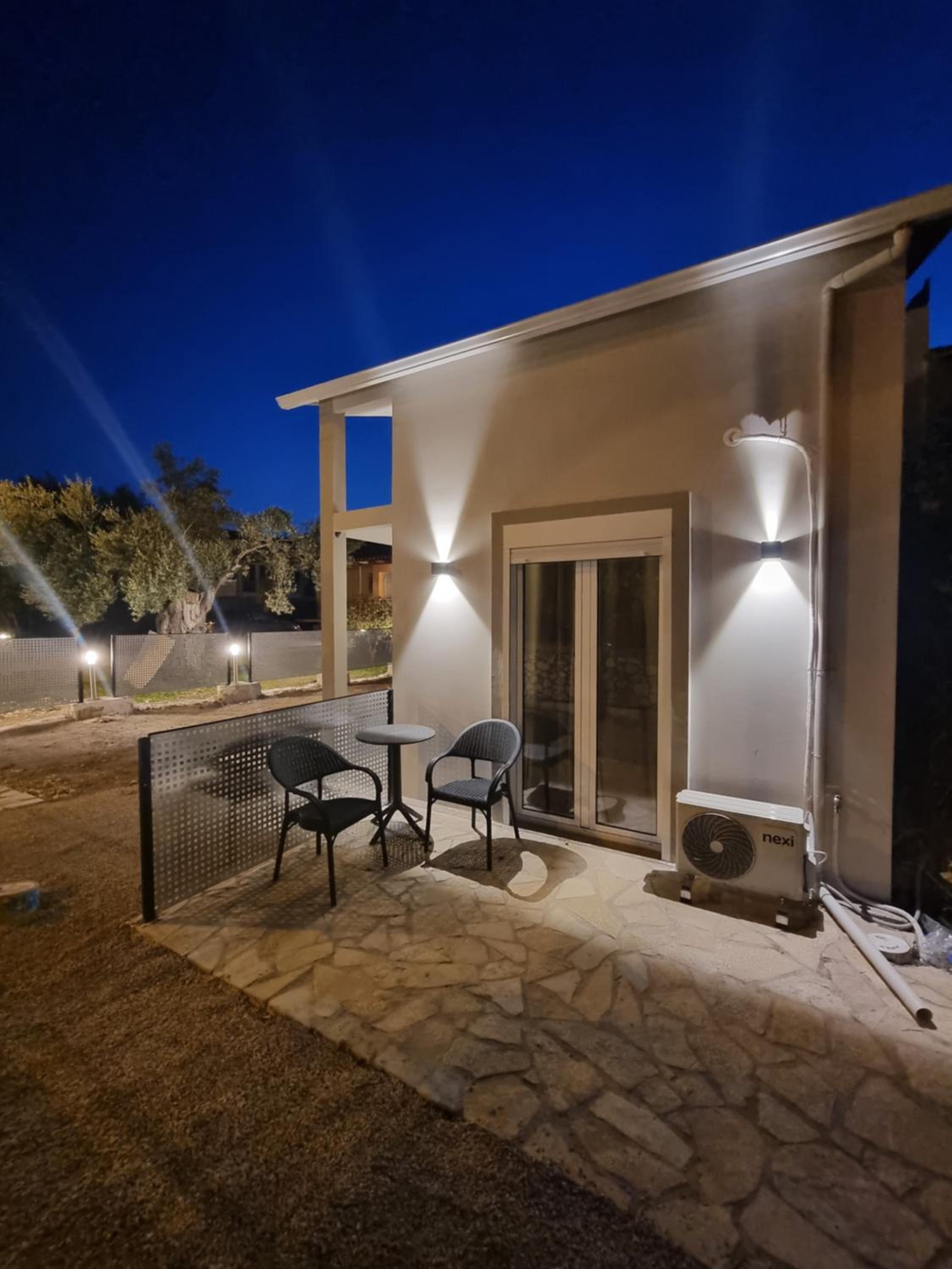 SmallHouseLefkada ΘΕΜΑ