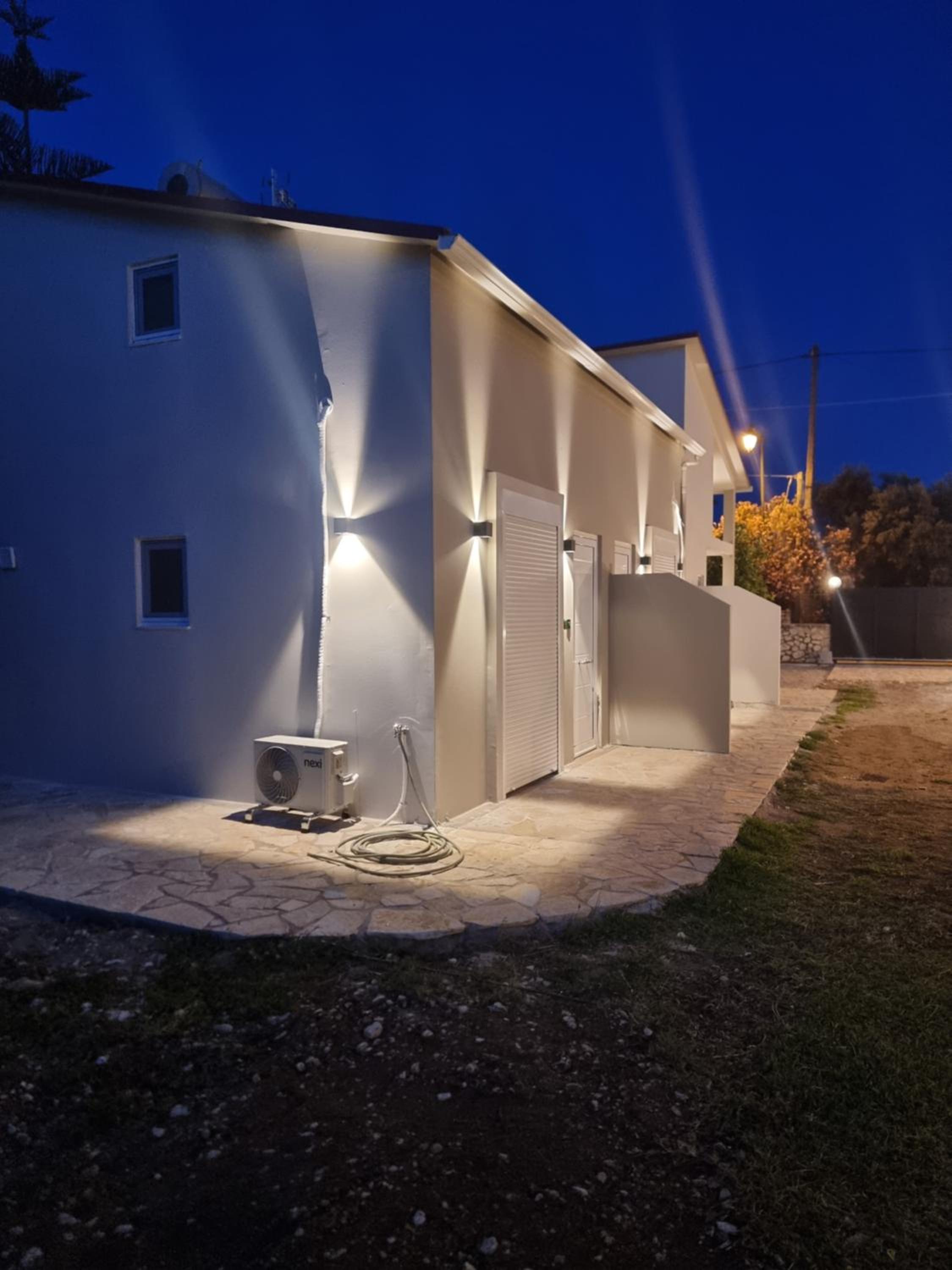 SmallHouseLefkada ΘΕΜΑ