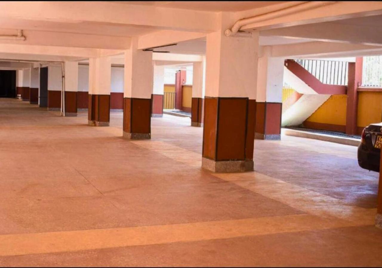 Cozy & Modern One Bedroom Opposite Garden City Mall