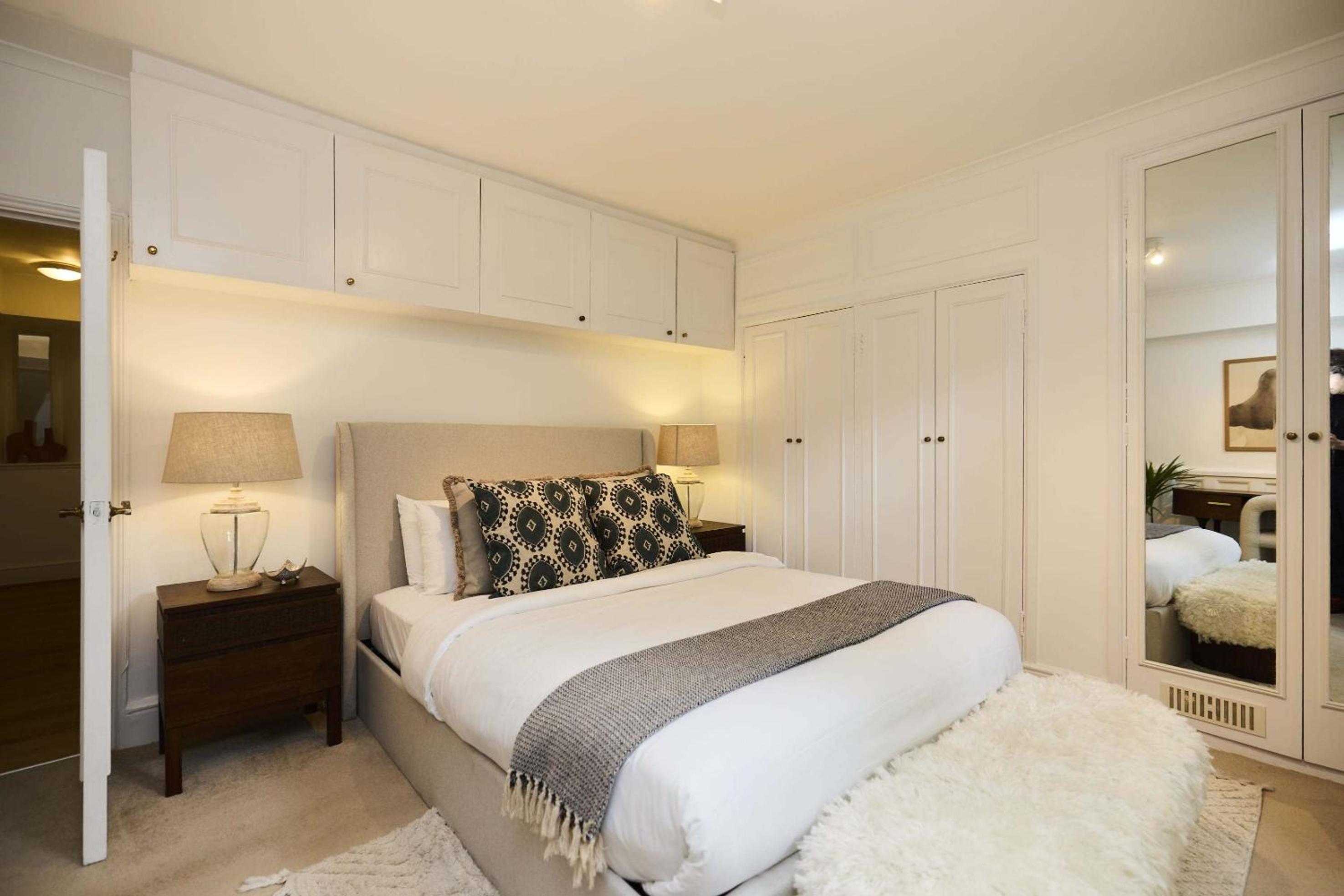 The Carlton Nook - 2BR Apartment with Patio