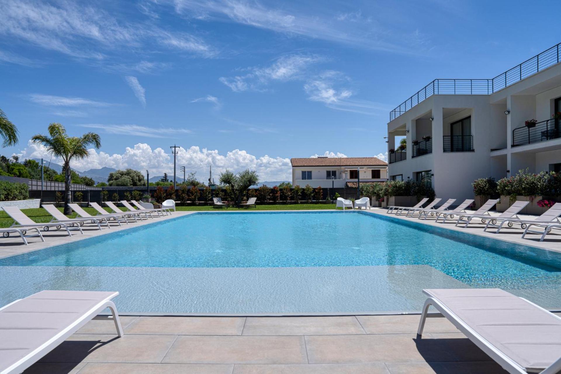 Ella Suites Apartments