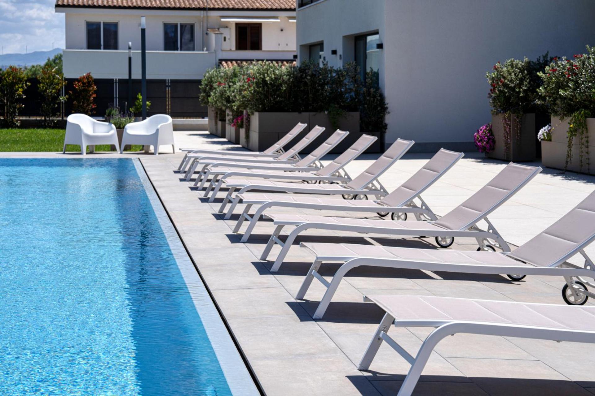Ella Suites Apartments