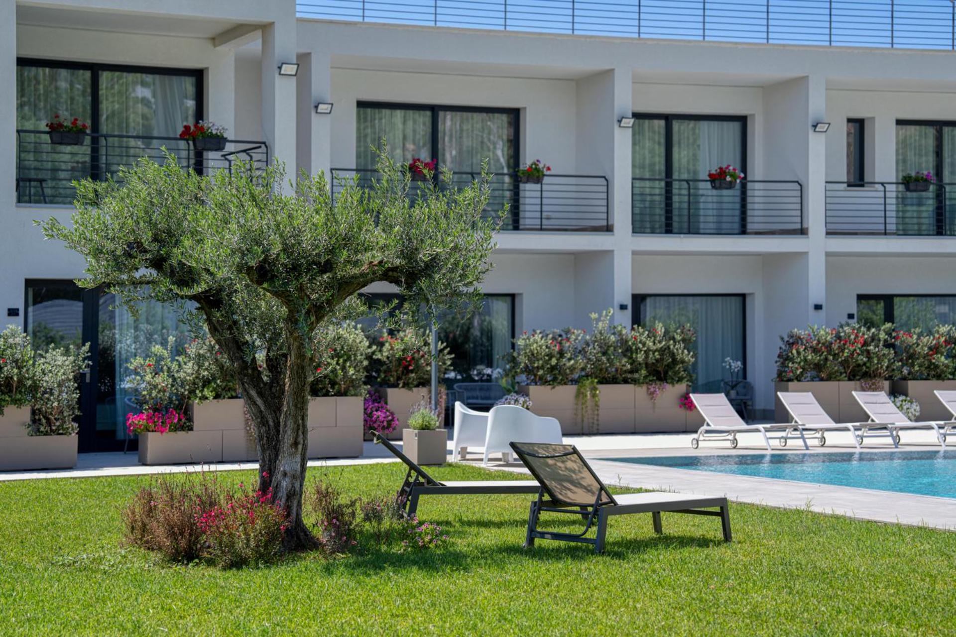 Ella Suites Apartments