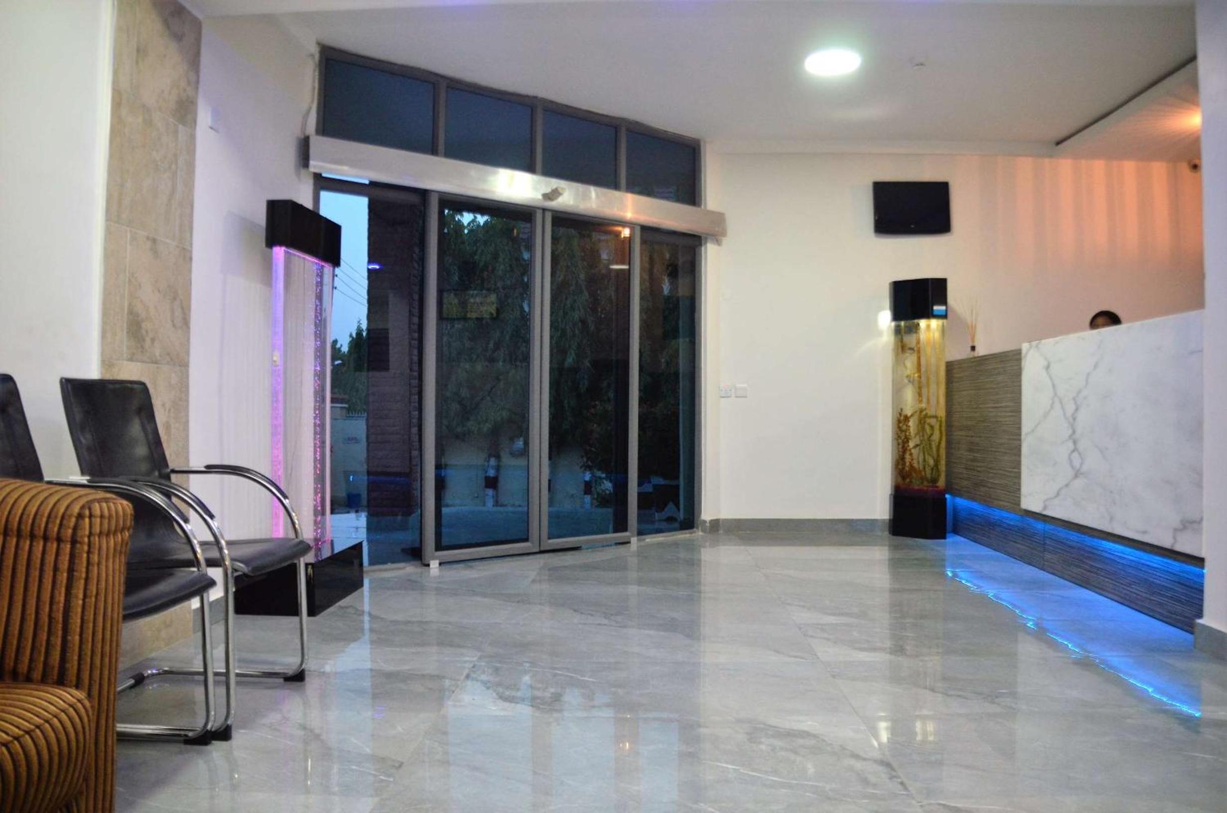 Hotel Rosebud