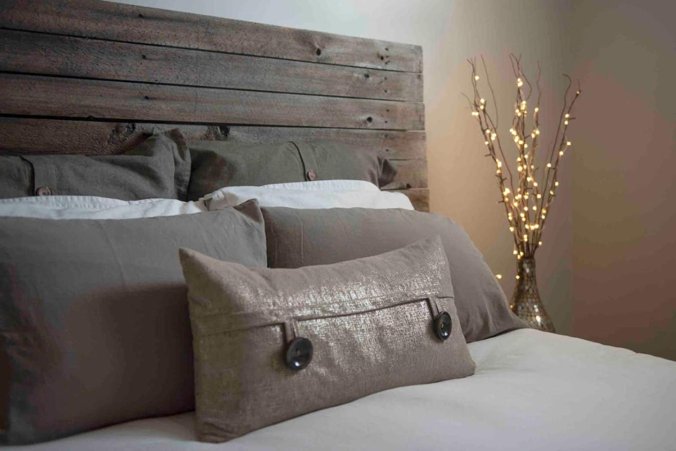 The Urban Roost I A Rustic City Escape