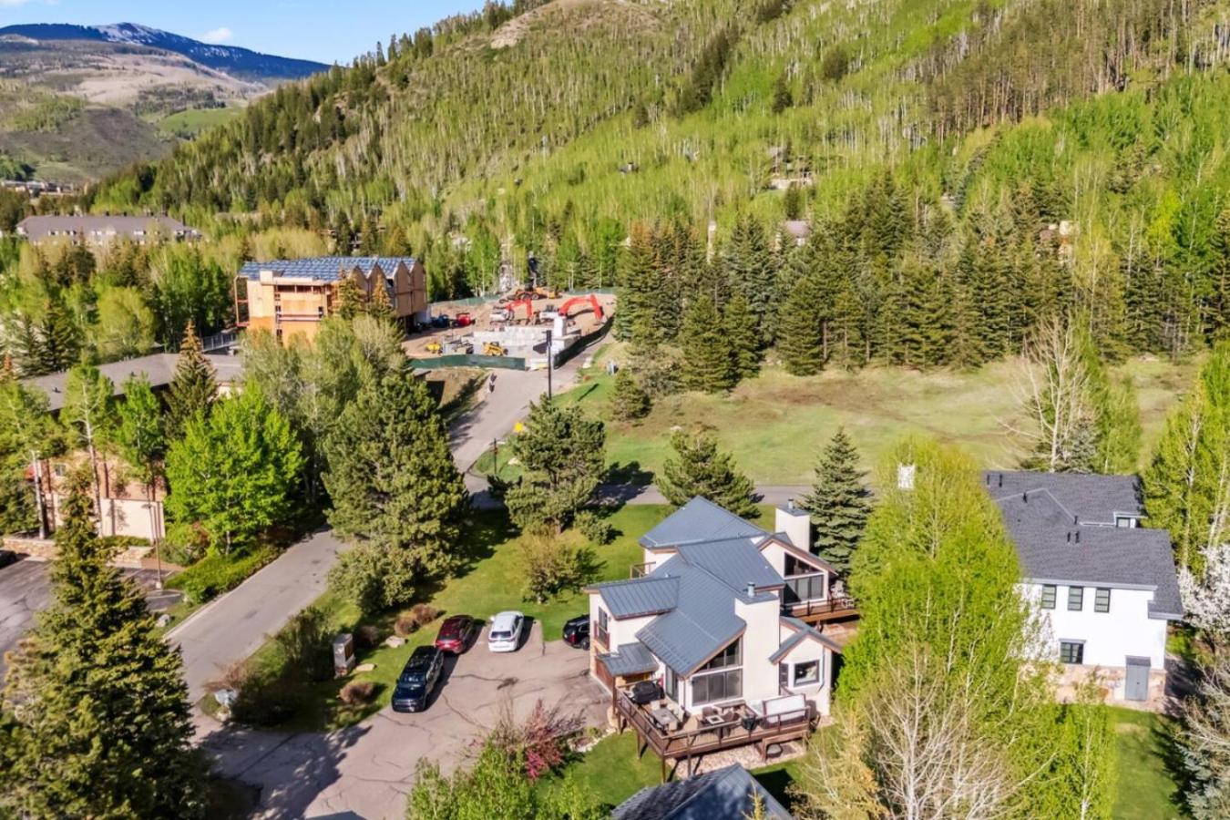 Matterhorn Haven LUXE Vail Retreat w Hot Tub