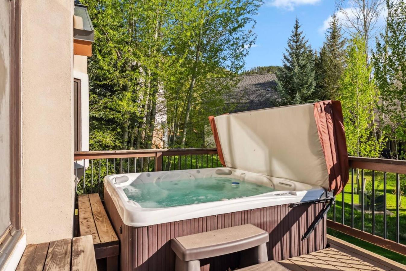 Matterhorn Haven LUXE Vail Retreat w Hot Tub