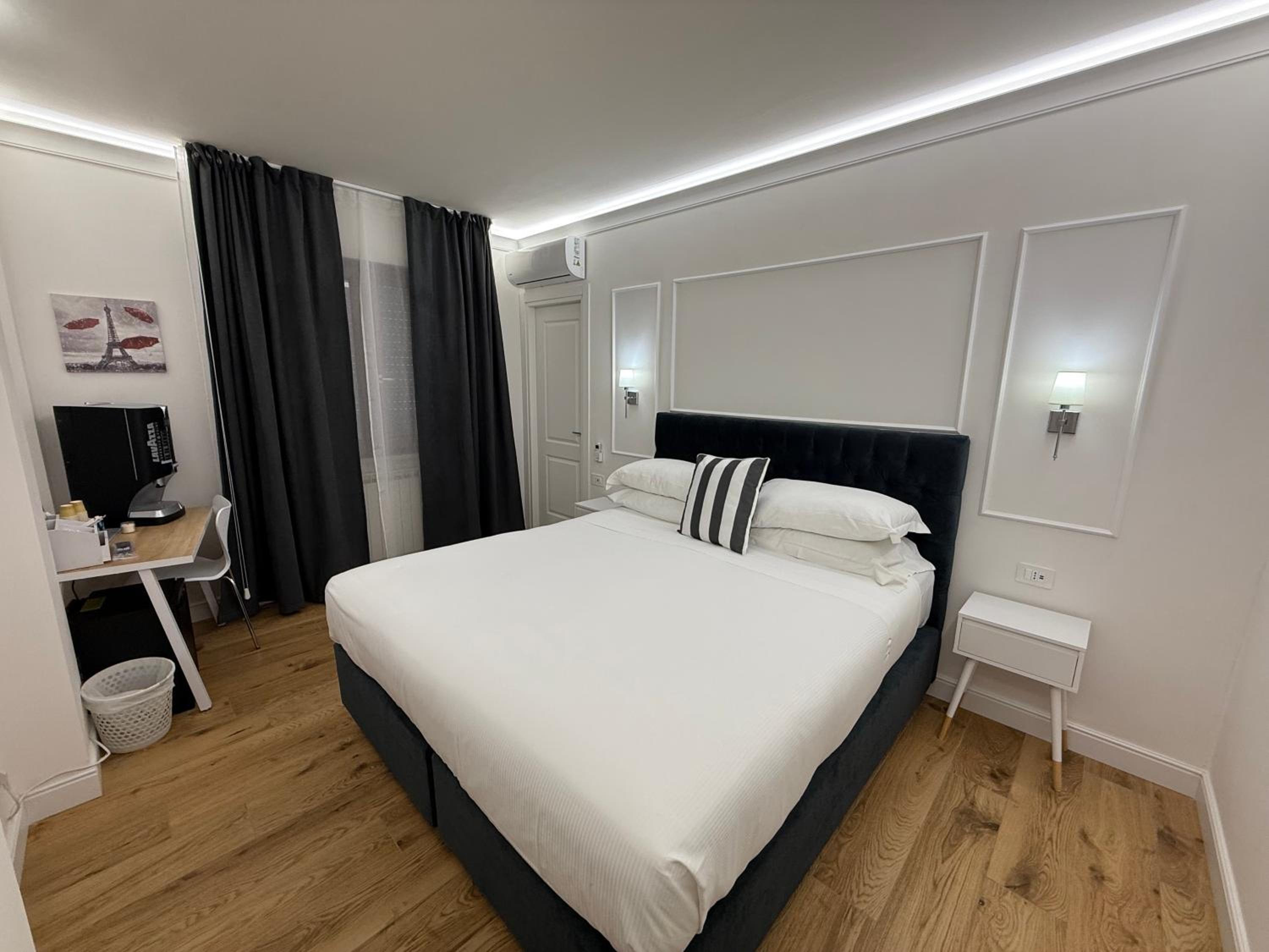 Emy Suites