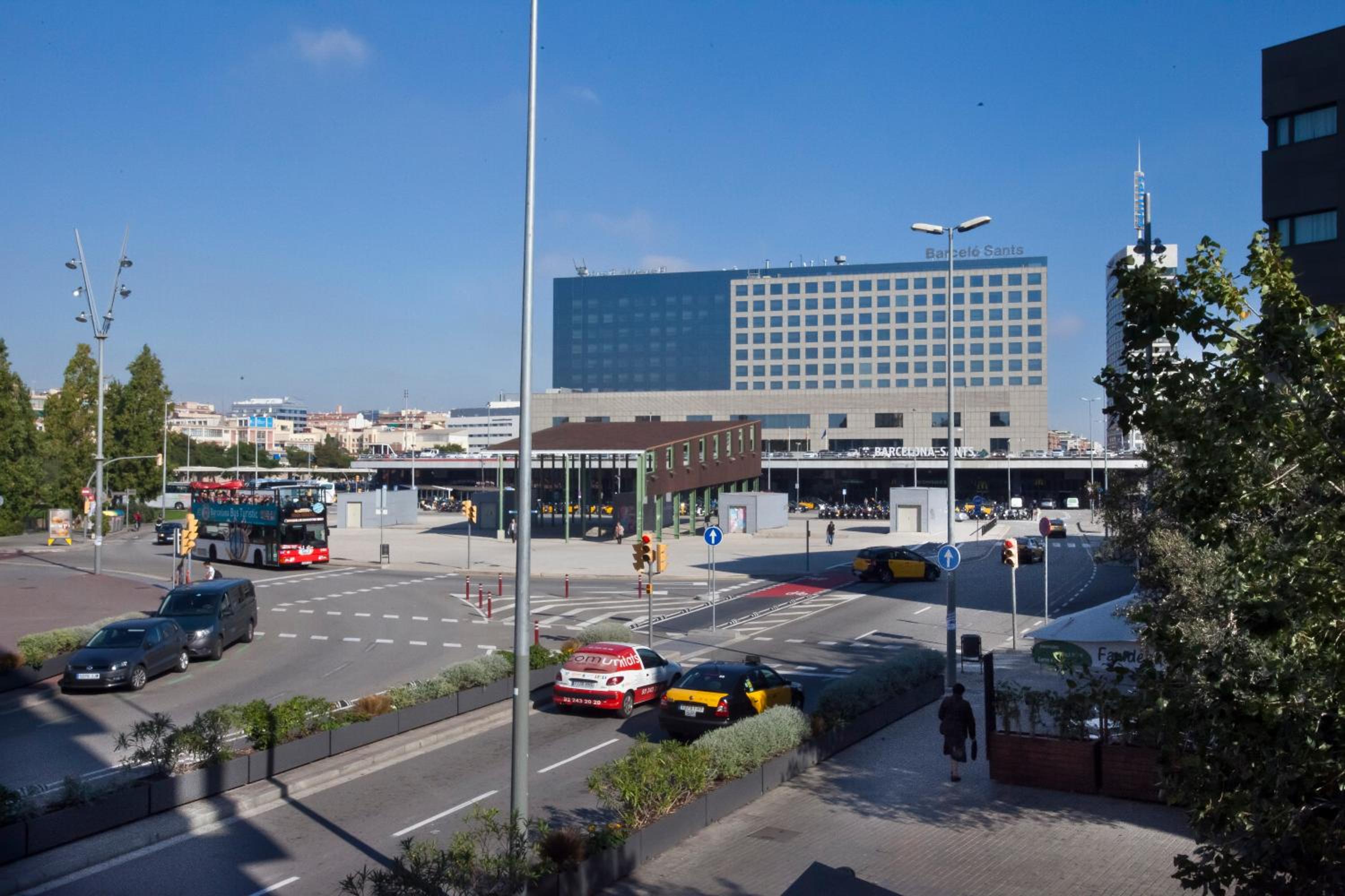 Cosmo Apartments Sants