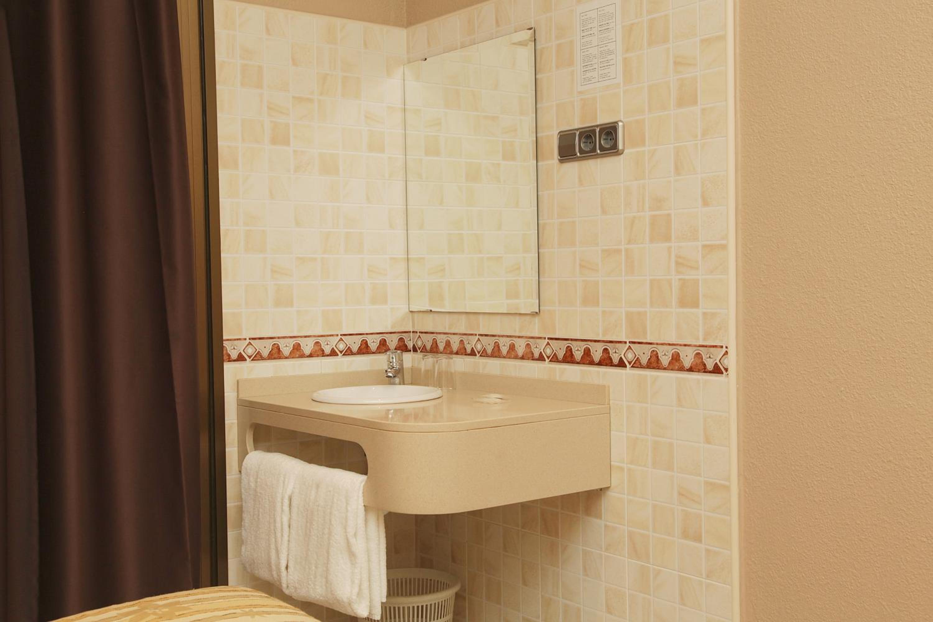 Hostal Nuevo Colon
