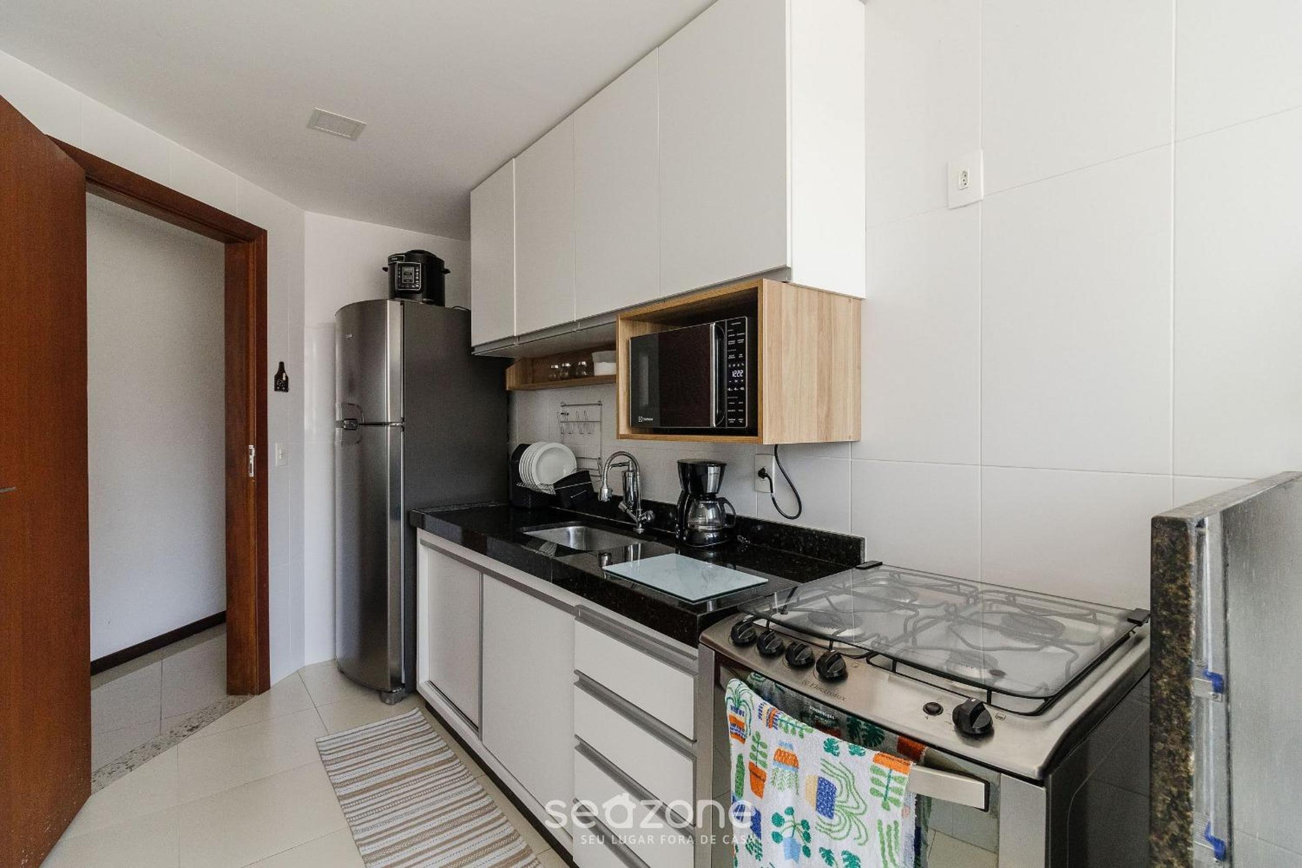 Apartment 500m from the beach Cabo Frio-RJ EFR0104