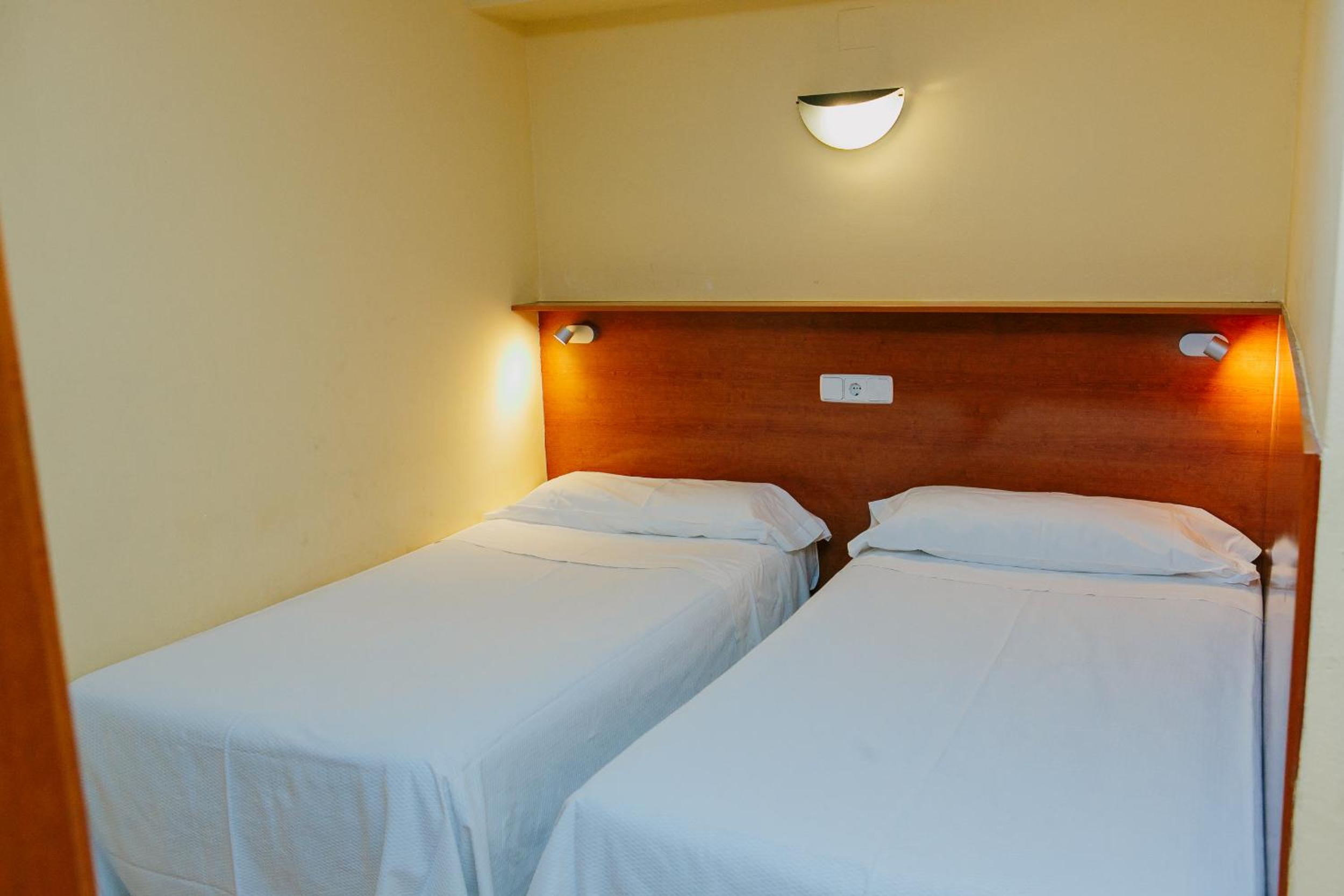 Aparthotel Bertrán 2