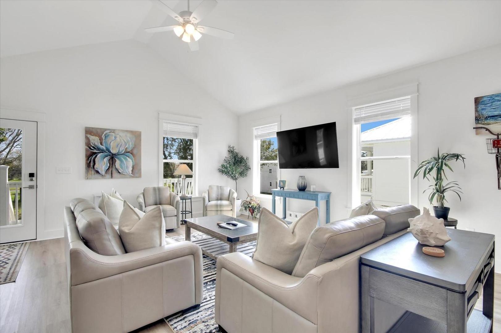 Stylish Family Stay 3BR3BA Balcony BBQ