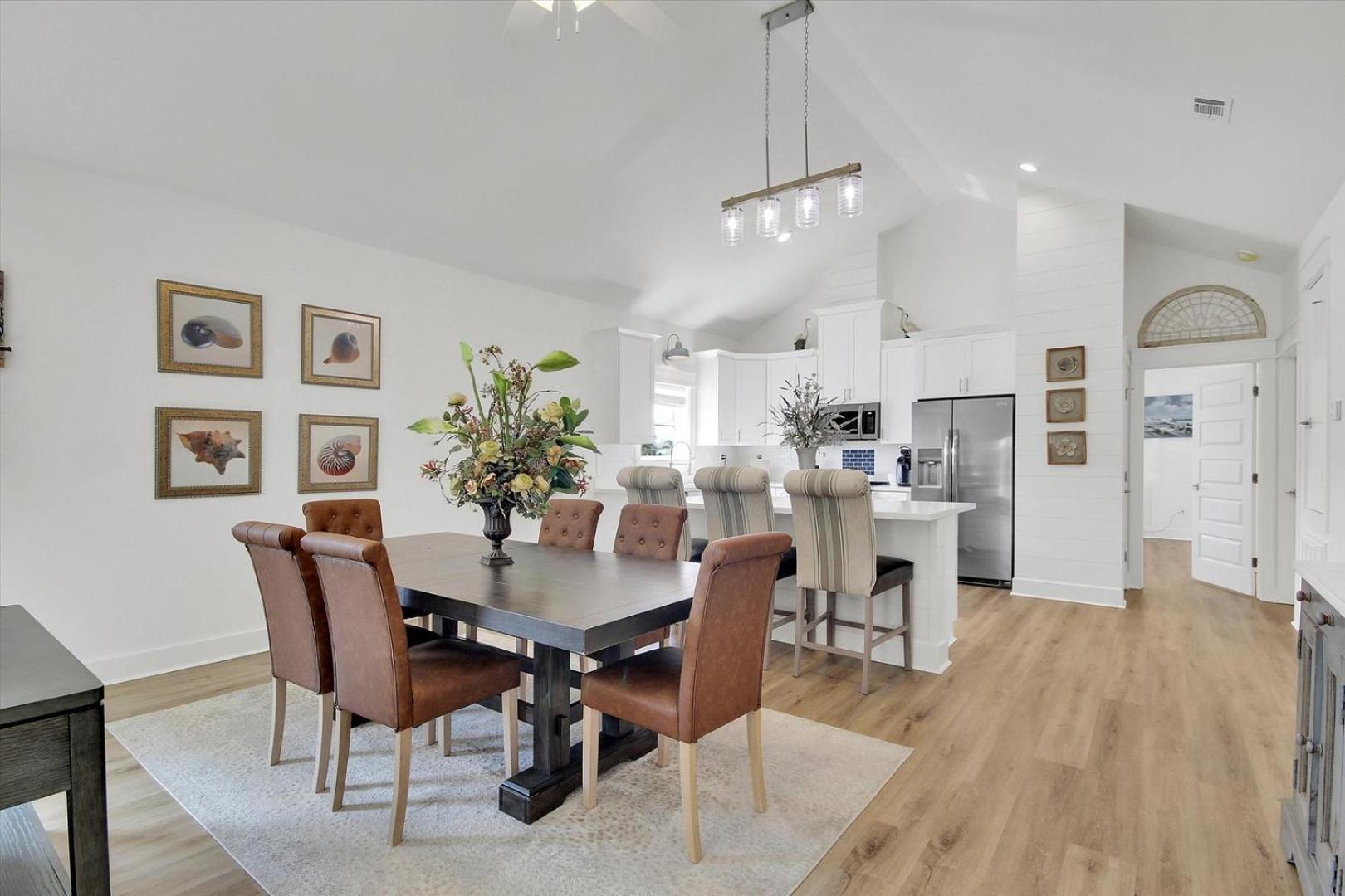 Stylish Family Stay 3BR3BA Balcony BBQ