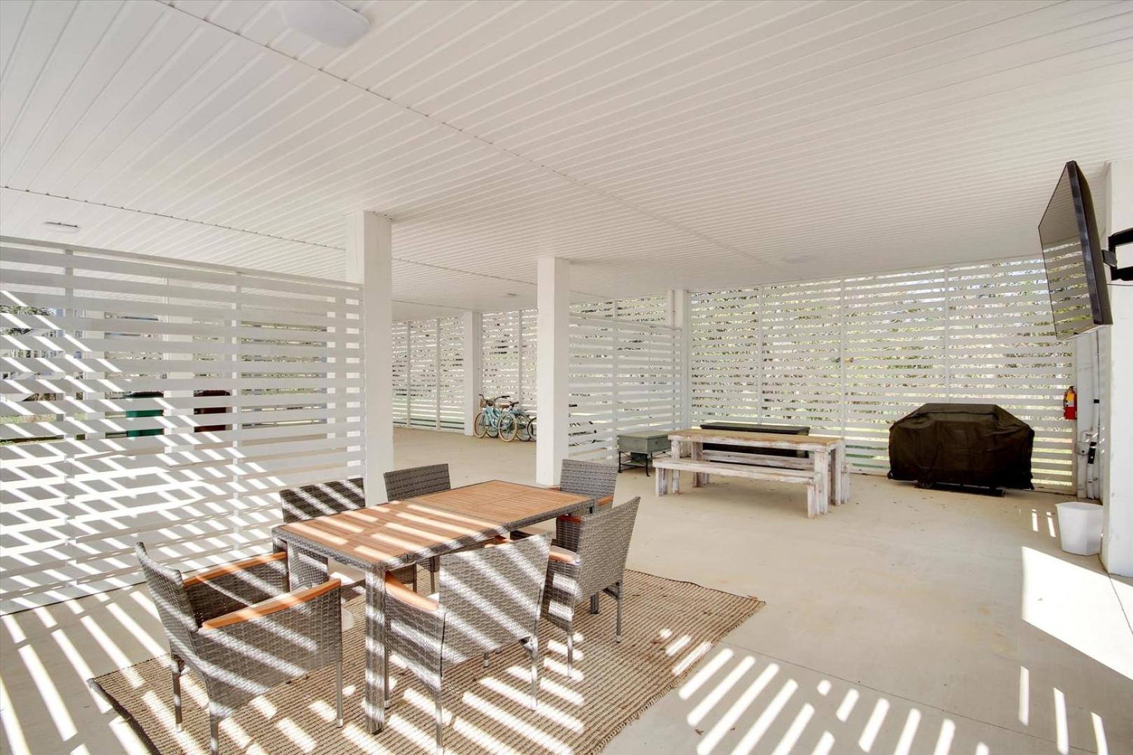Stylish Family Stay 3BR3BA Balcony BBQ