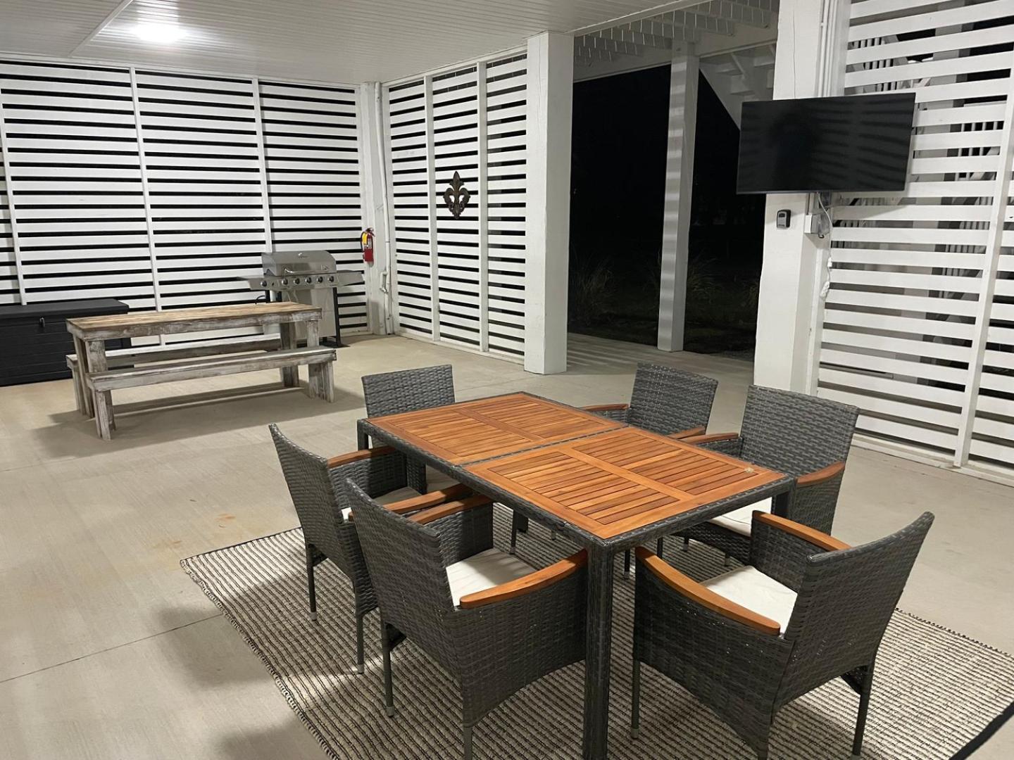 Stylish Family Stay 3BR3BA Balcony BBQ