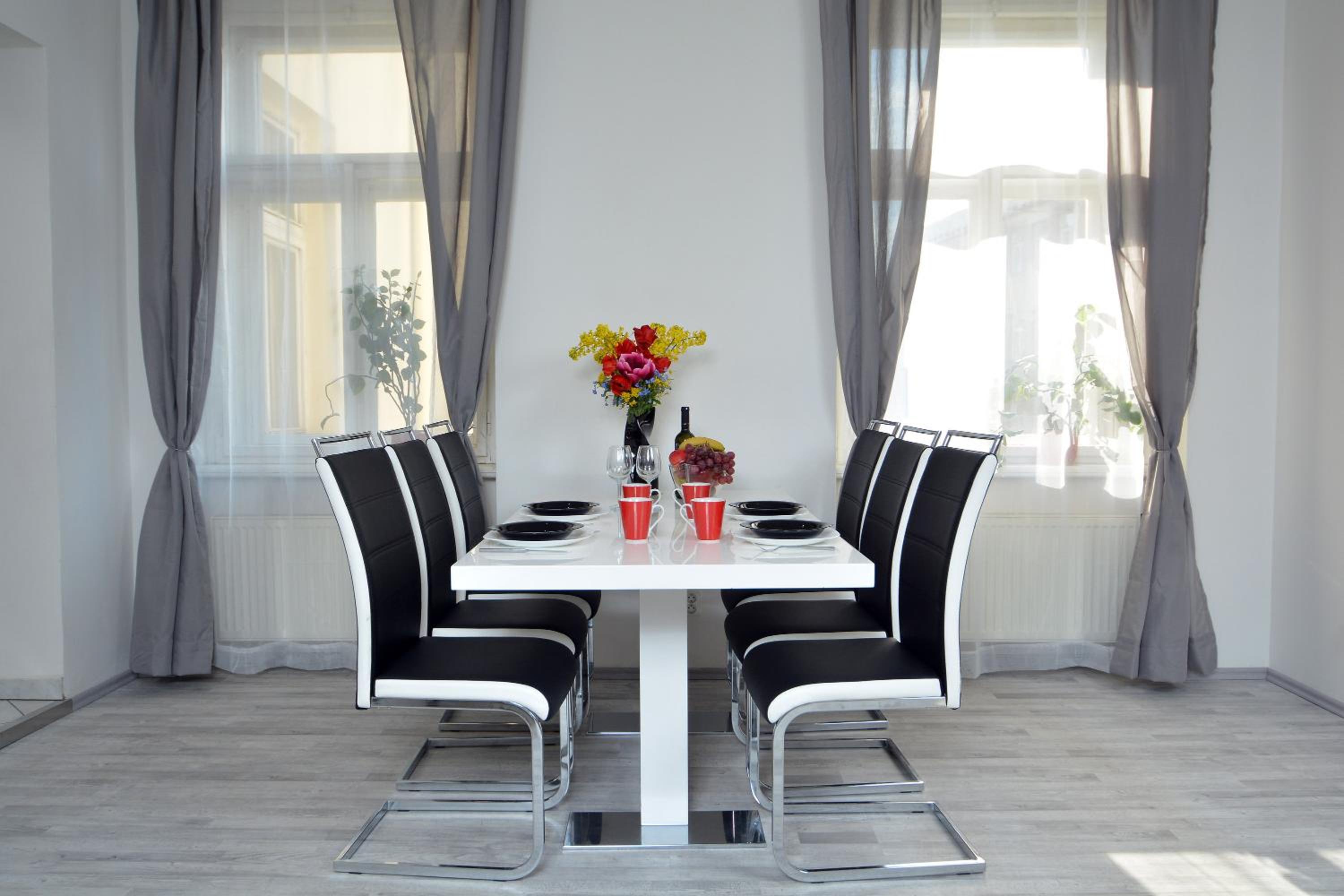 Navratilova Apartments