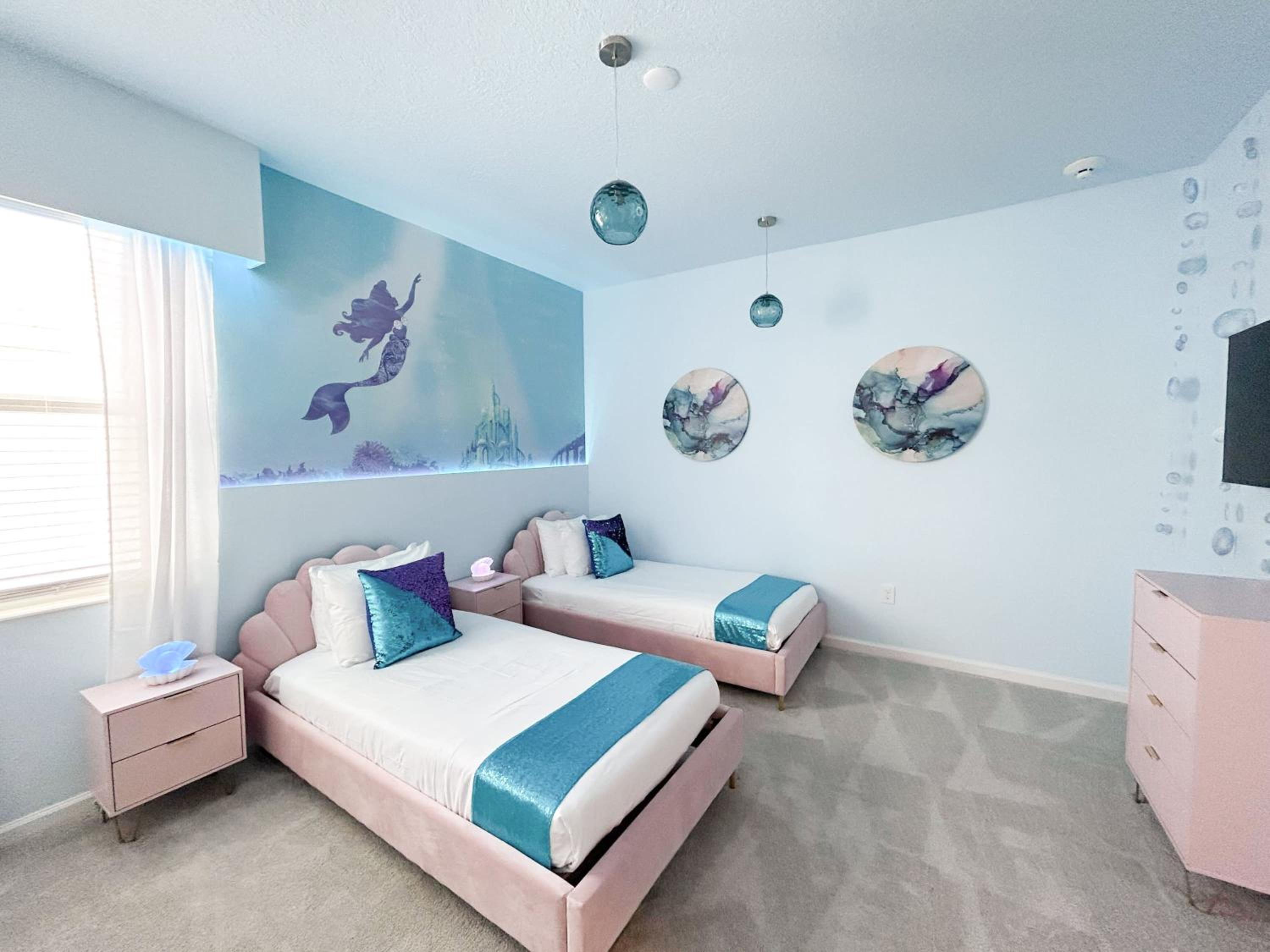 Upstay 15BR Villa w Games Room, Pool & Cinema