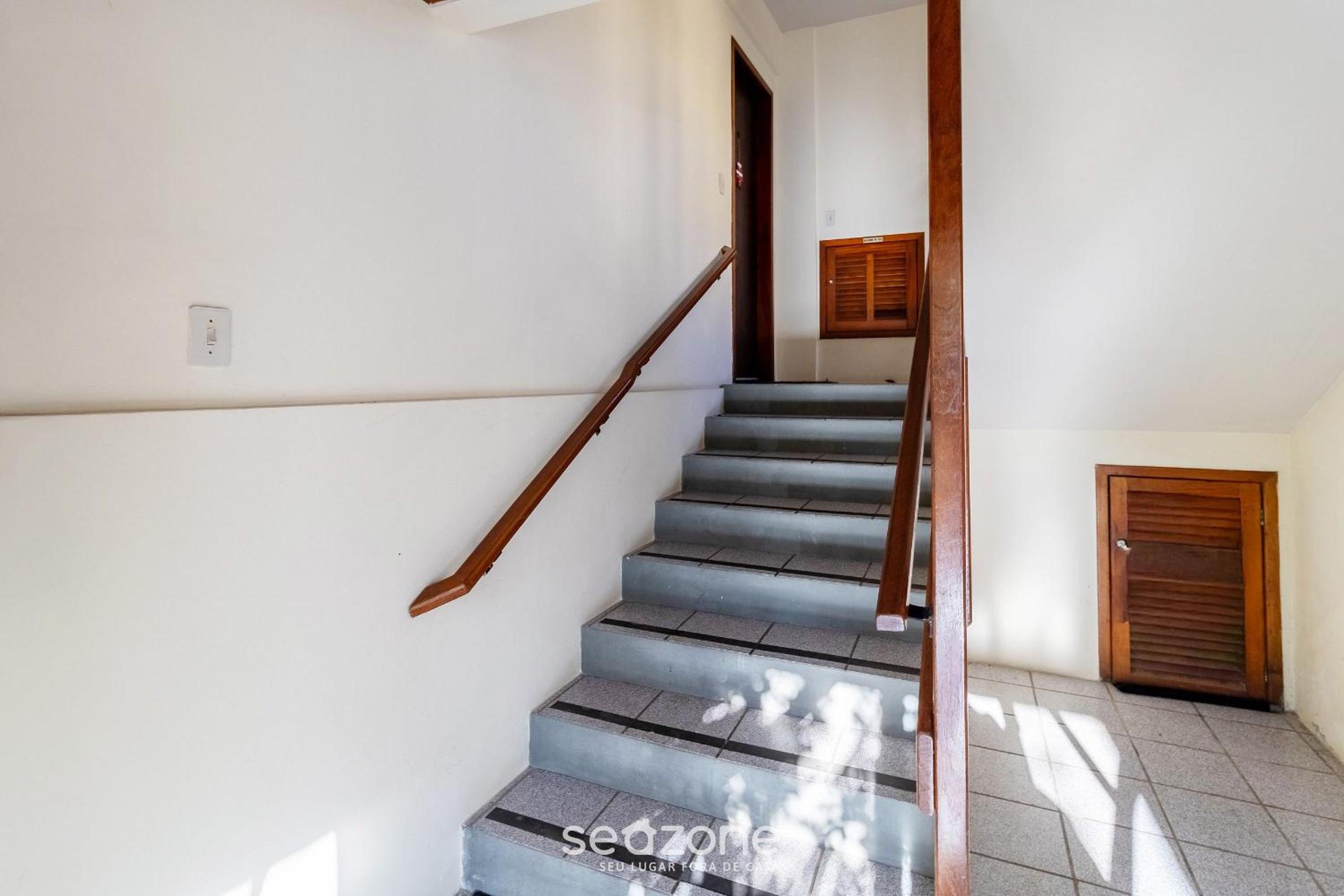 Apart w/ Barbecue 650m from the Beach QTIB0301
