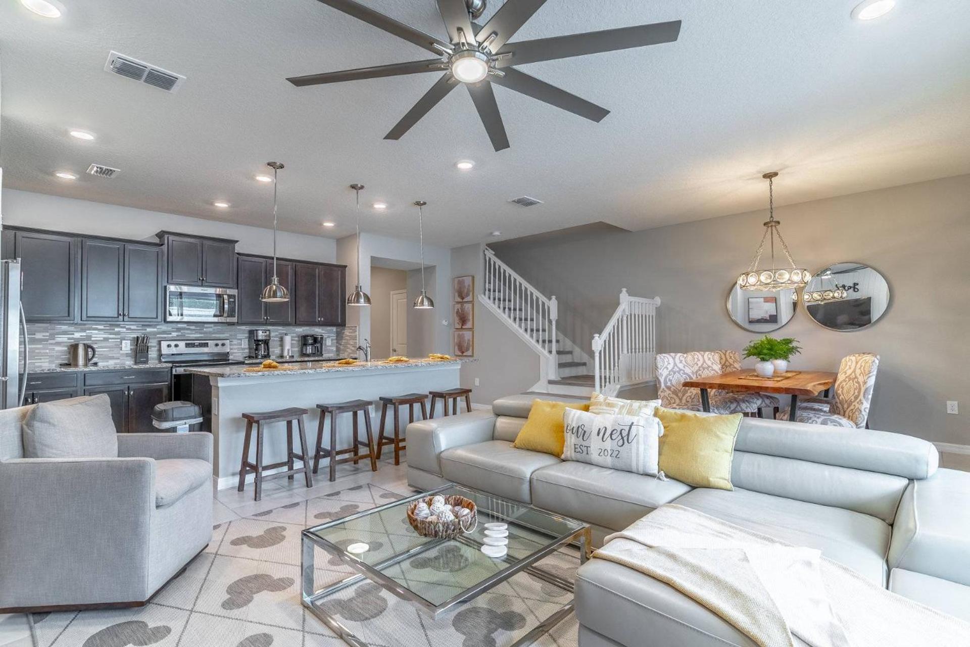 886 Windsor Island